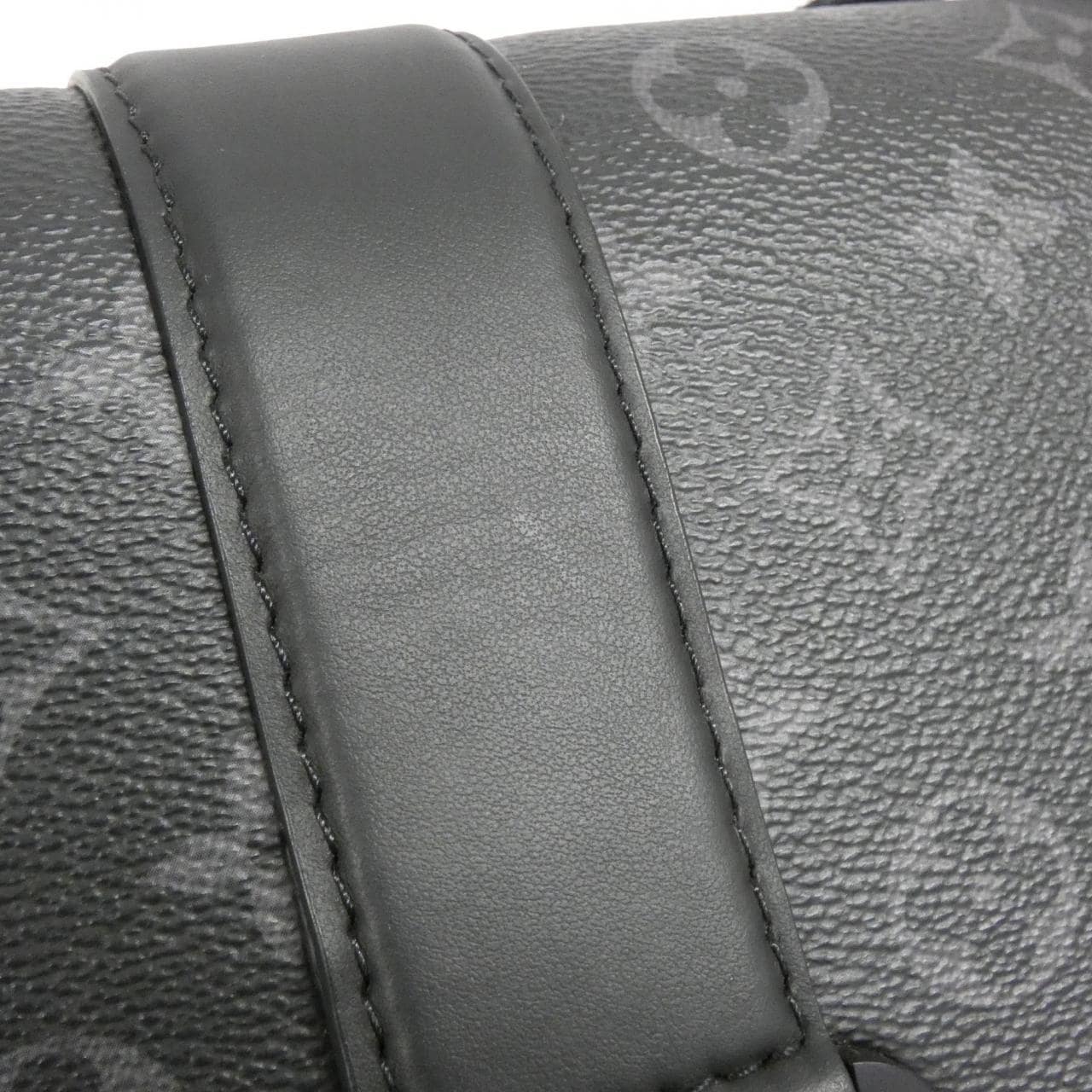 LOUIS VUITTON Monogram Eclipse S 斗篷邮差包 M46794 单肩包