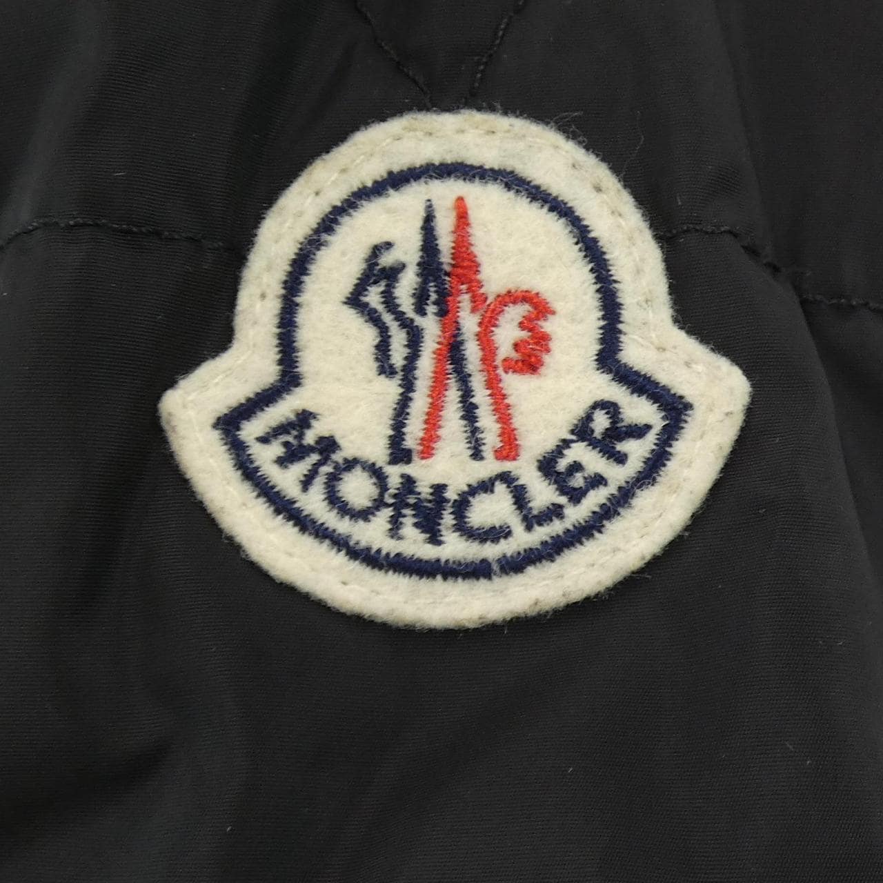 モンクレール MONCLER SERRE ダウンジャケット