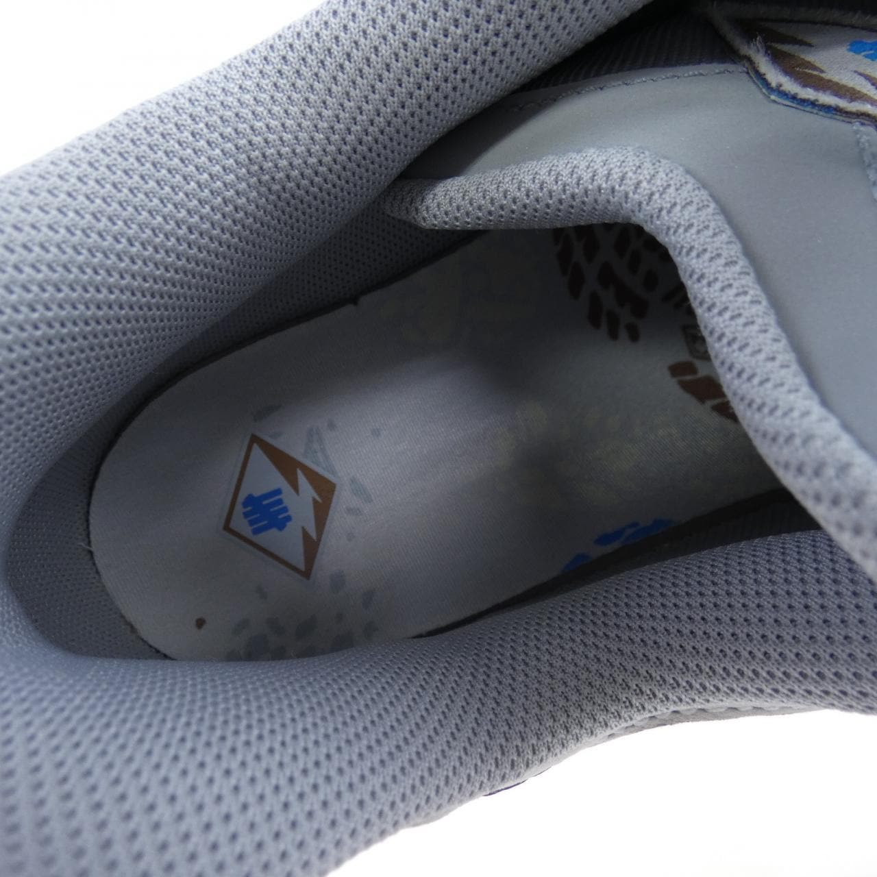 ナイキ NIKE FN7546-200 スニーカー