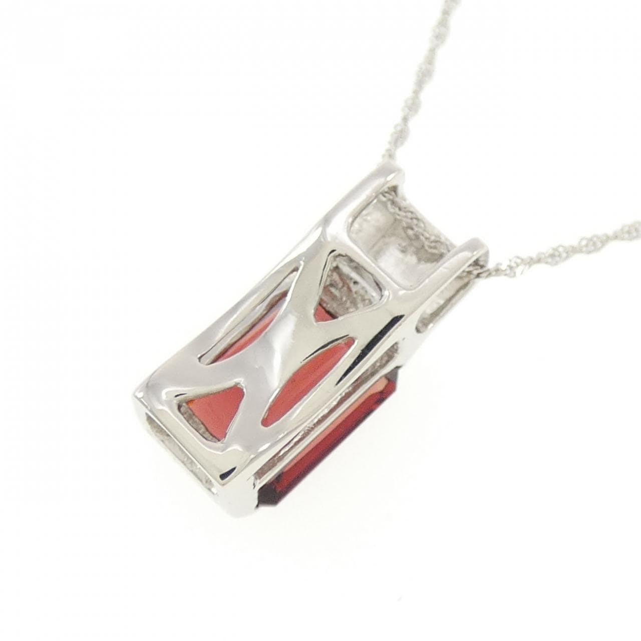 PT900/PT850 Garnet Necklace 1.65CT