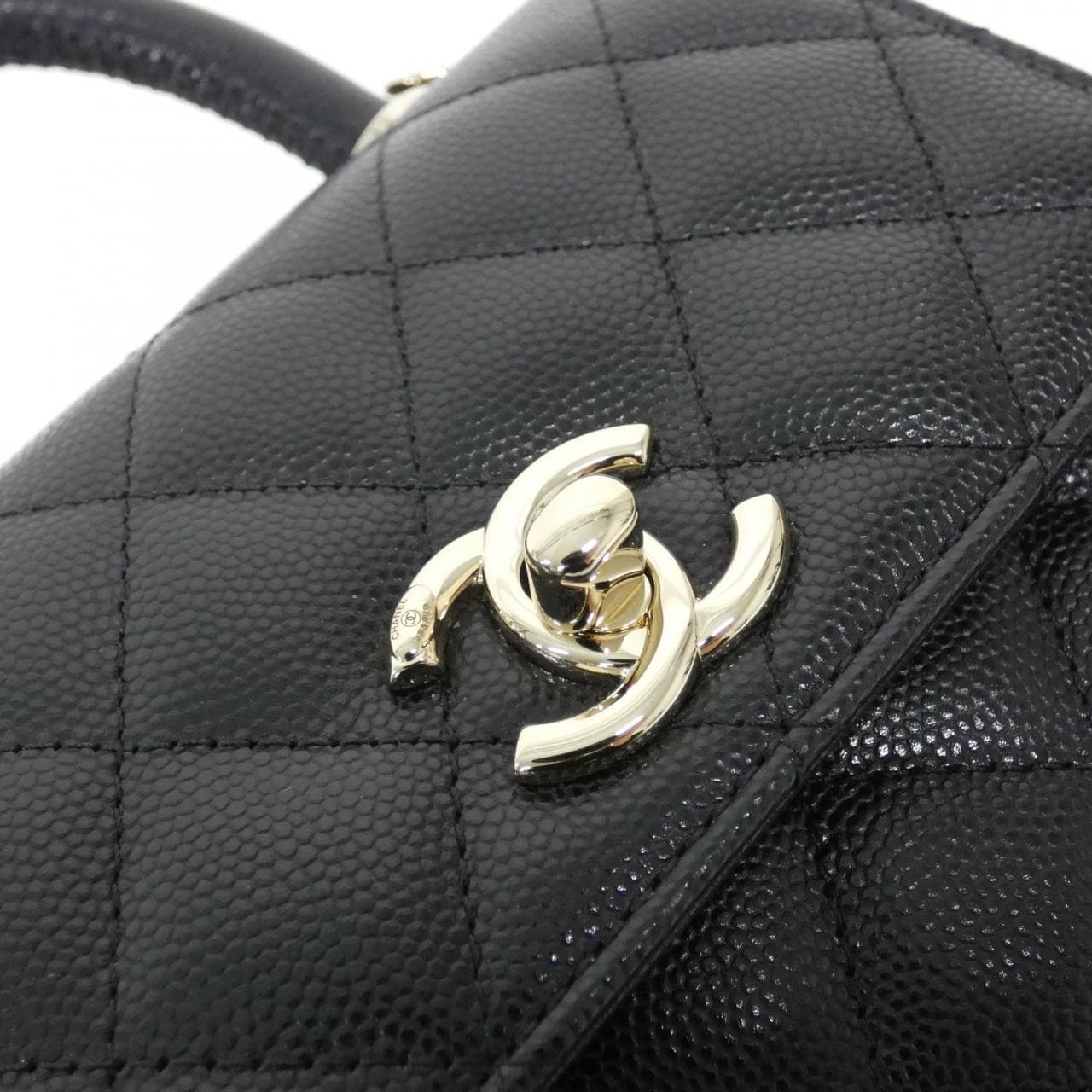 【未使用品】シャネル AP4244 チェーンクラッチ