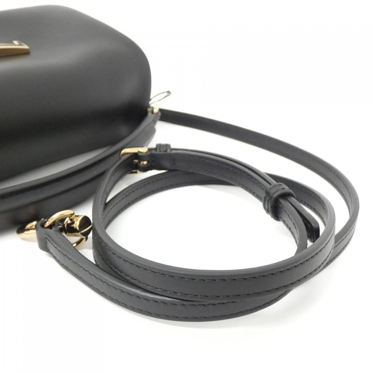 【新品】トッズ T TIMELESS XBWTSOC0000XPRB999 バッグ