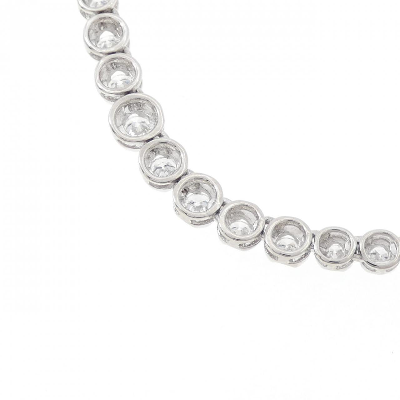 PT850 Diamond Necklace 3.02CT