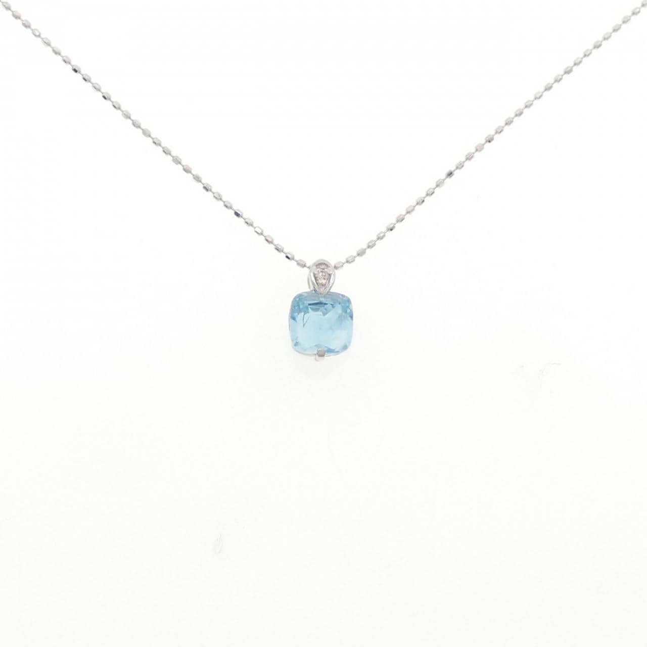 K18WG blue Topaz necklace