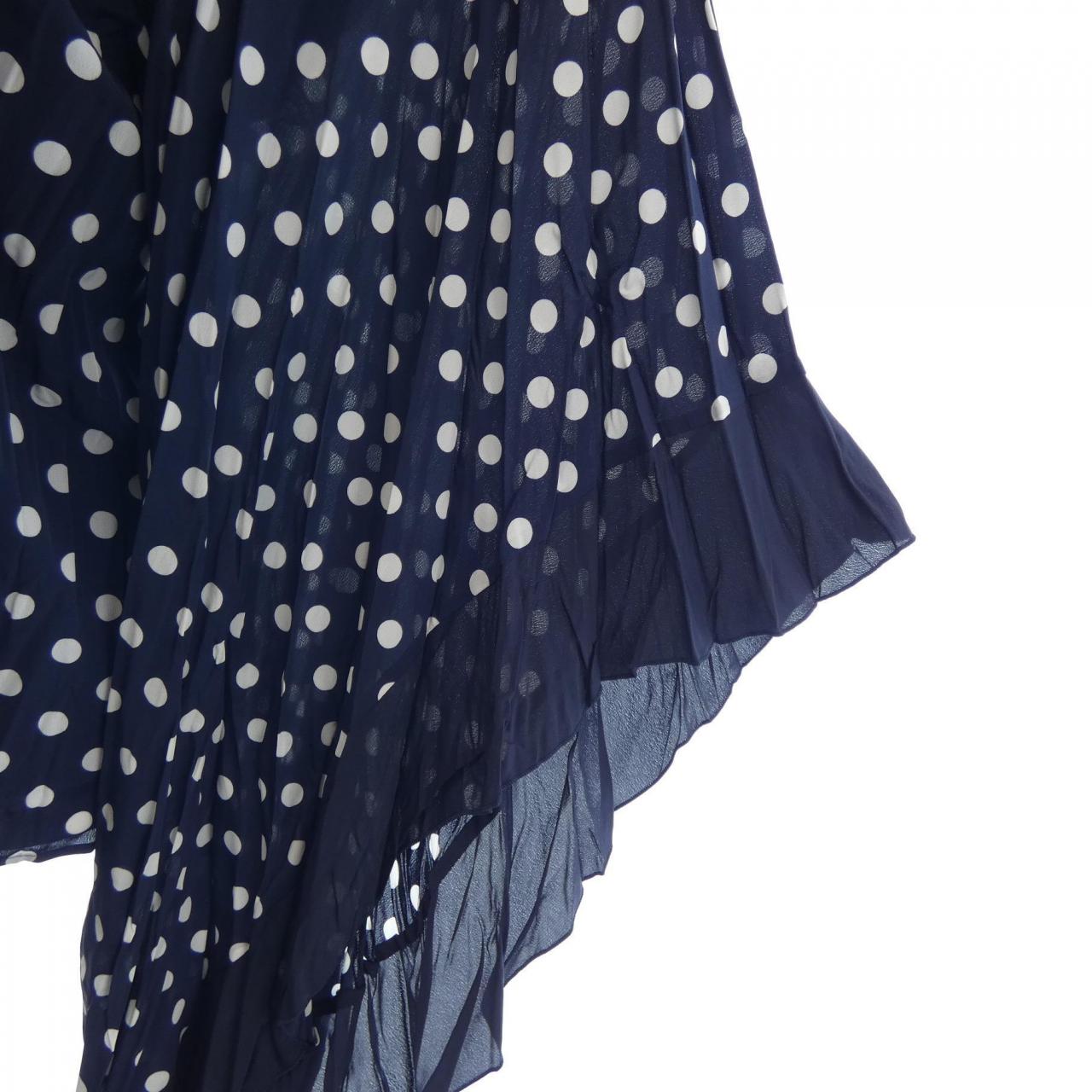 ザニューハウス THE NEWHOUSE トップス