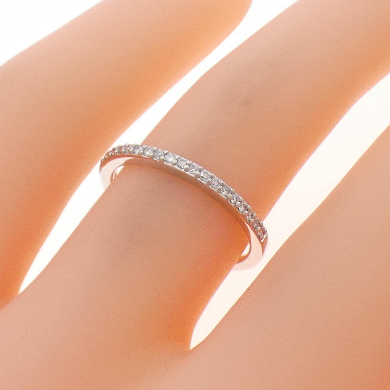 K10WG ハーフエタニティ ダイヤモンド リング 0.05CT