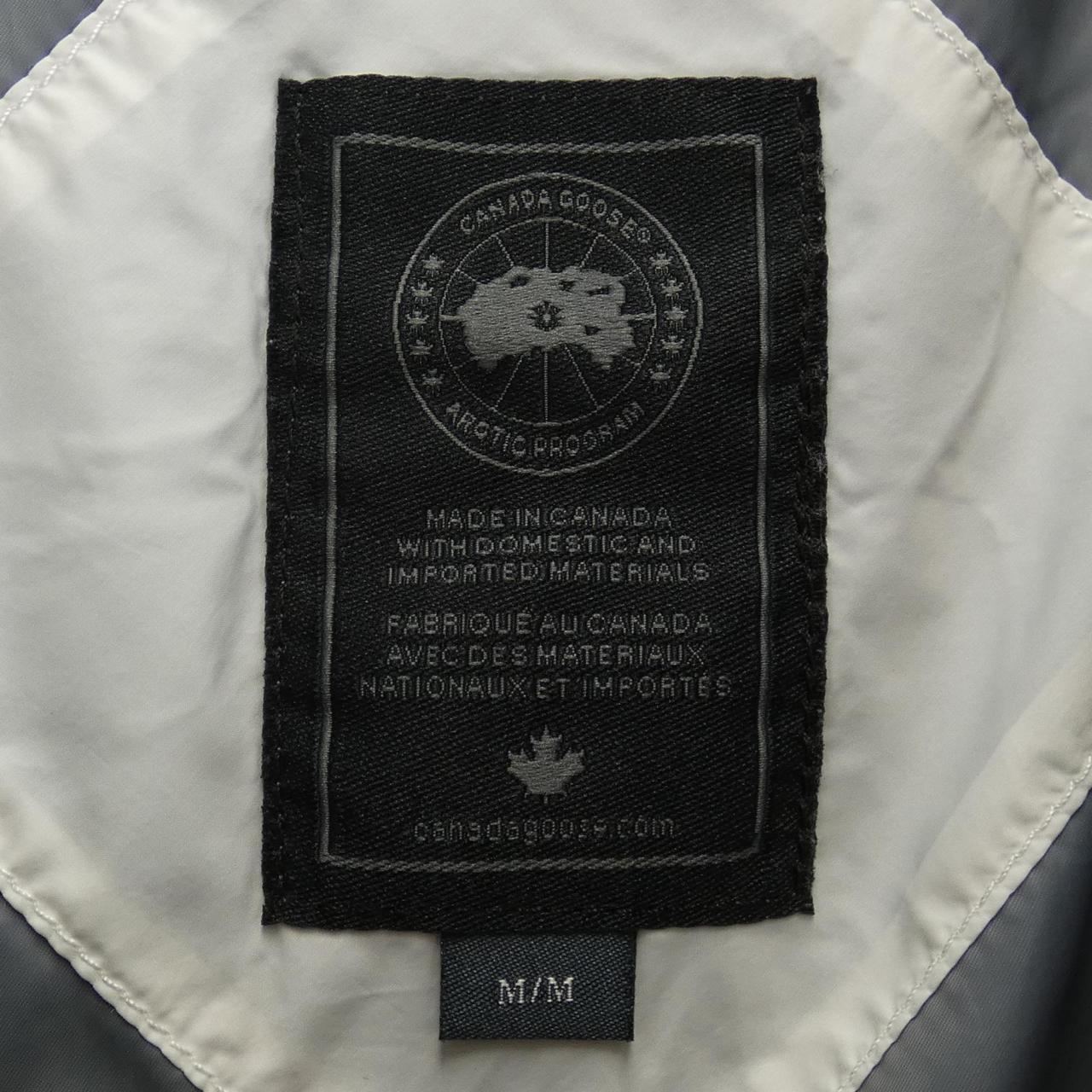加拿大鵝CANADA GOOSE羽絨大衣