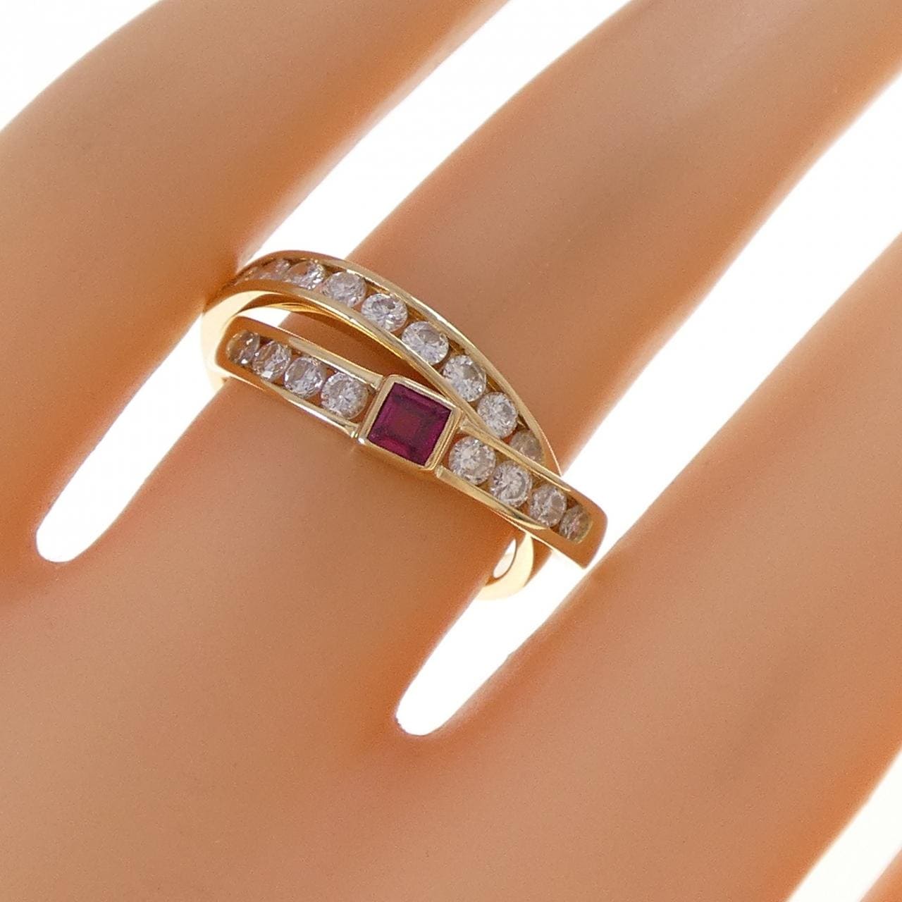 タサキ ルビー リング