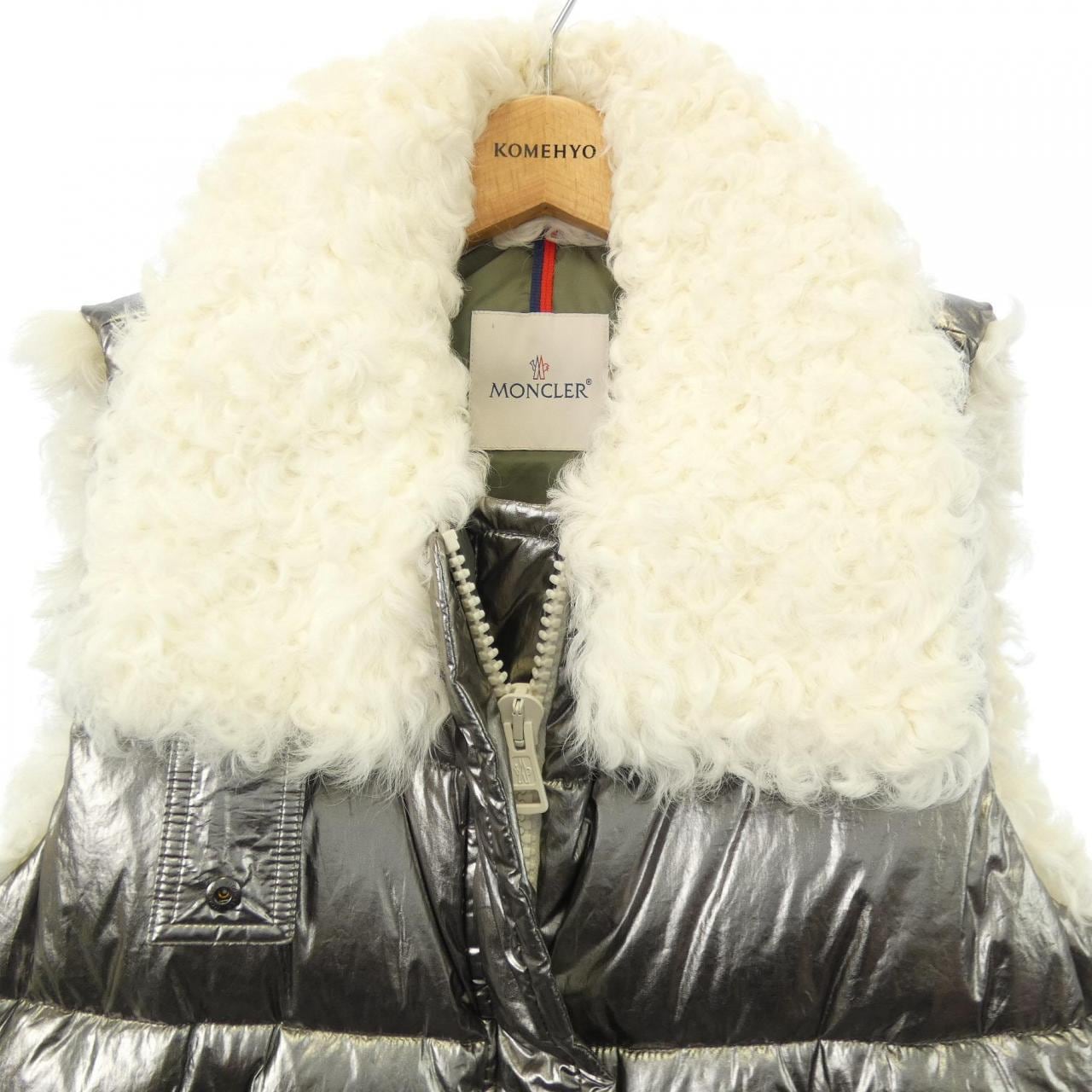 モンクレール MONCLER KERRIA ダウンベスト