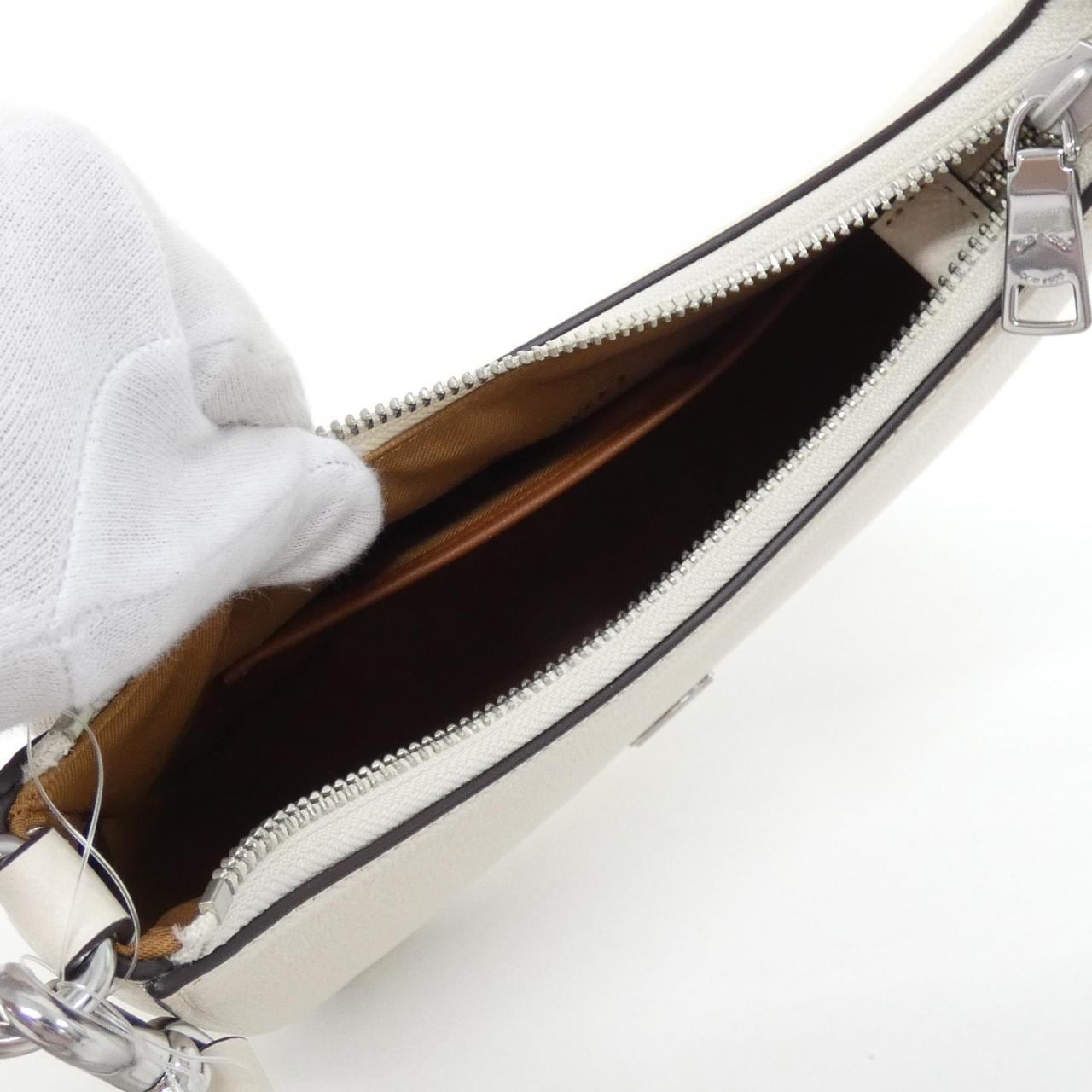 【新品】コーチ CJ842 ショルダーバッグ