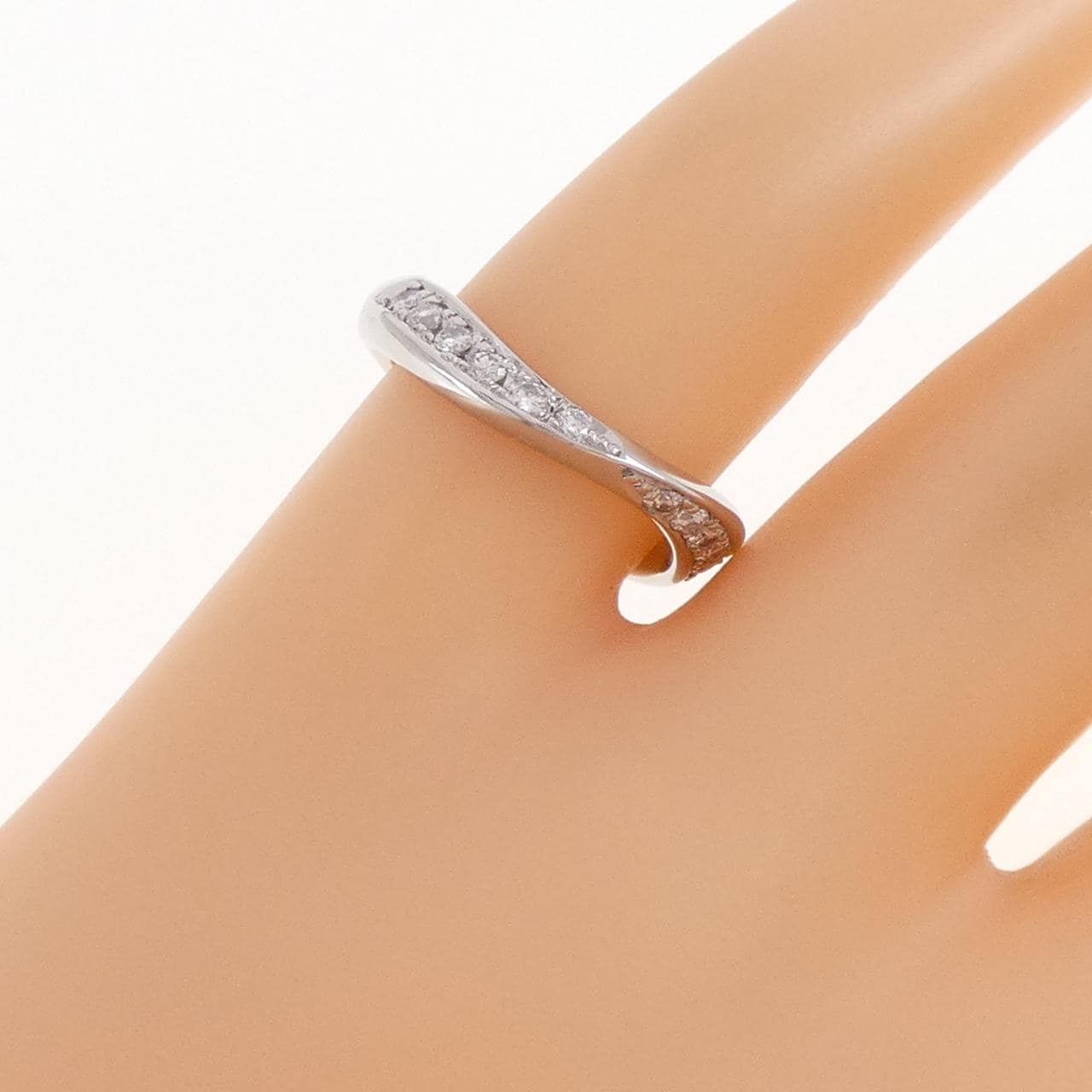 PT900 ダイヤモンド リング 0.186CT