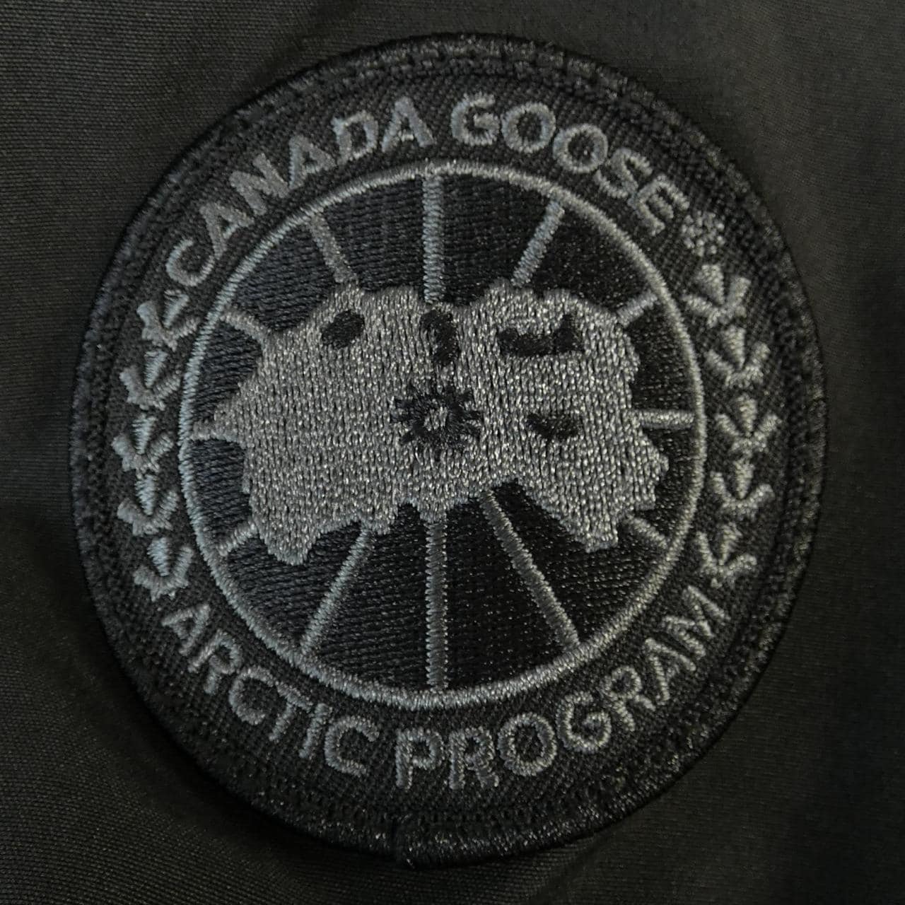 カナダグース CANADA GOOSE ダウンジャケット
