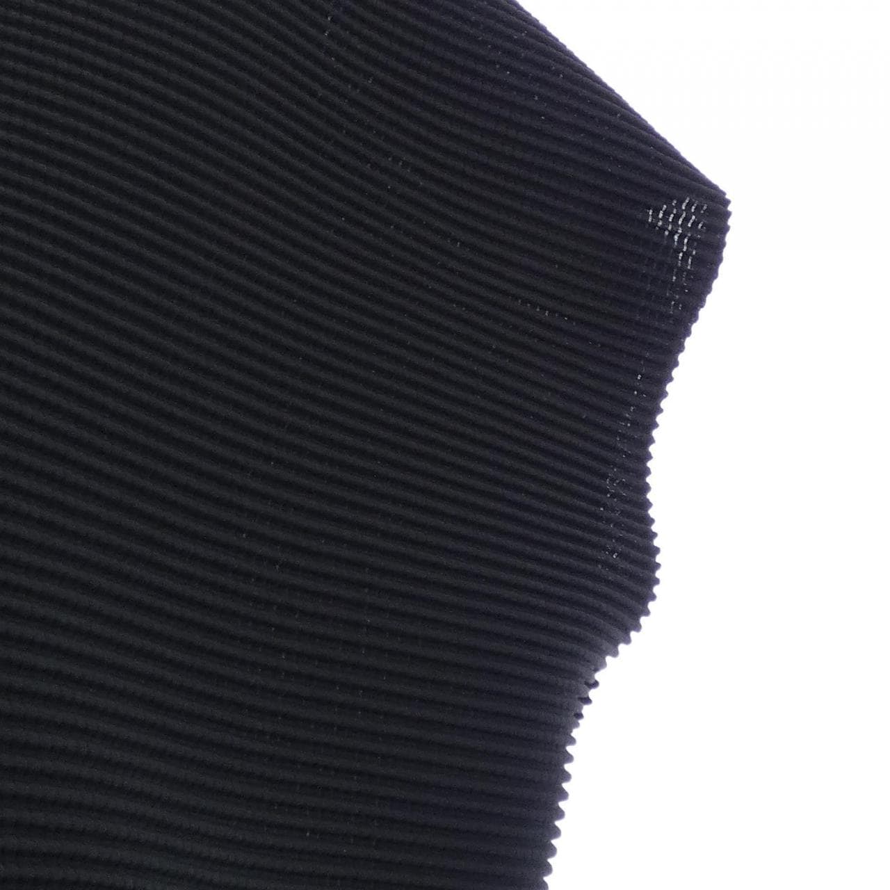 ミーイッセイミヤケ me ISSEY MIYAKE トップス