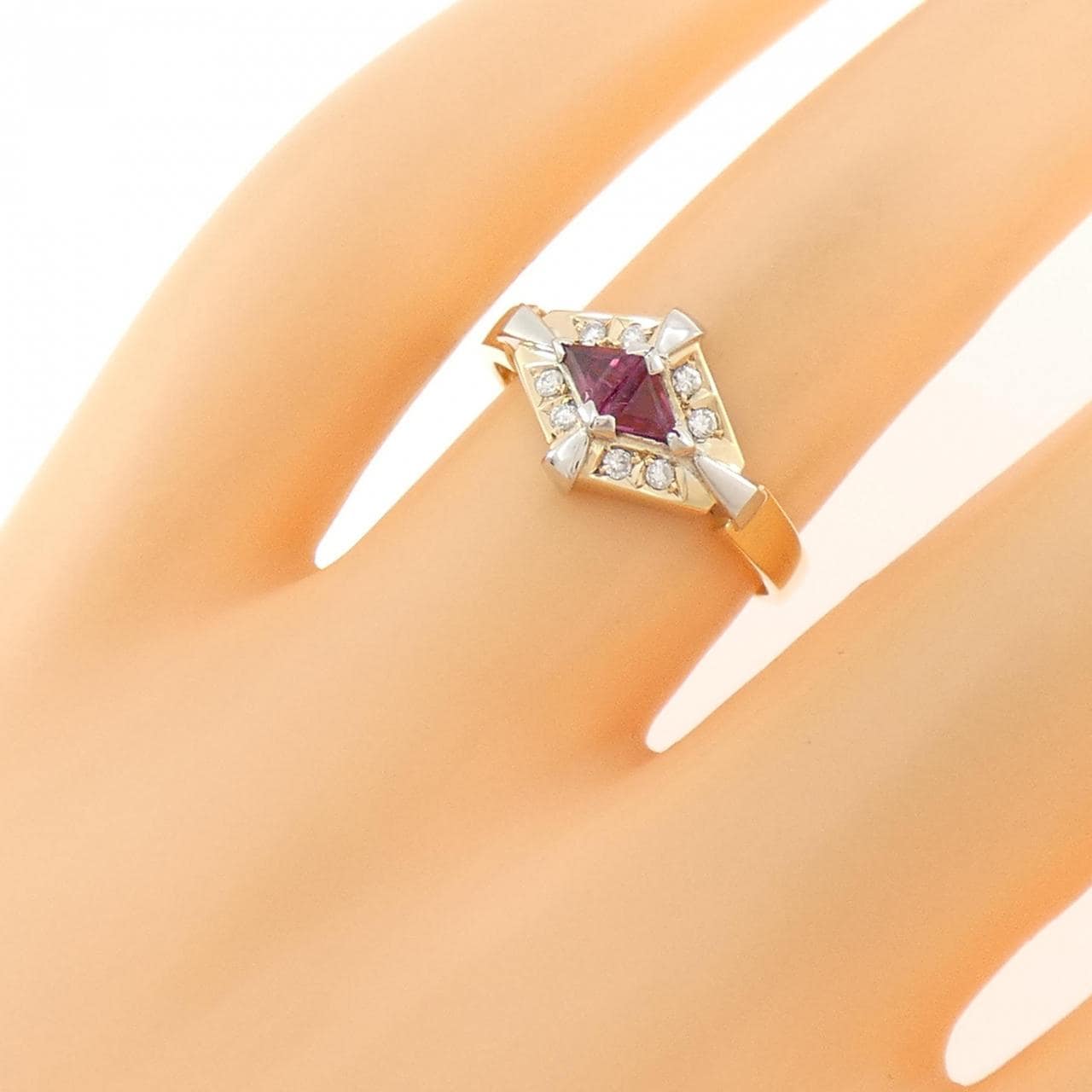 K18YG/PT900 ルビー リング 0.32CT