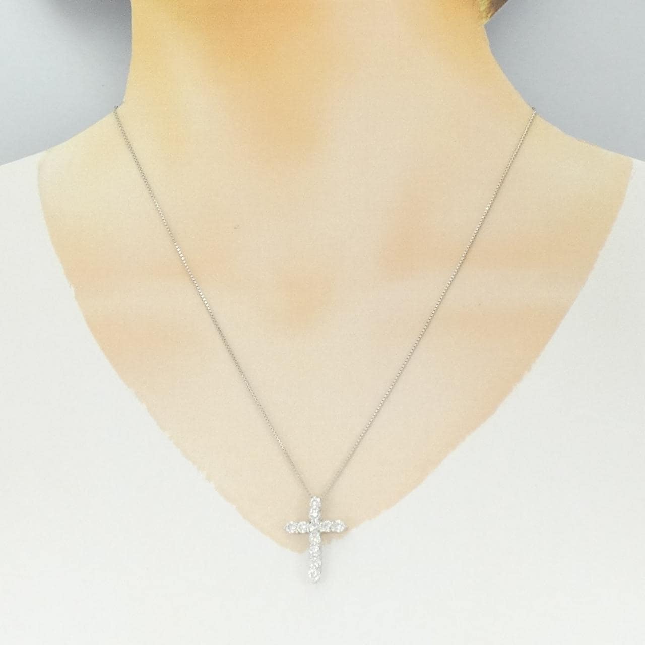 K18WG クロス ダイヤモンド ネックレス 1.045CT