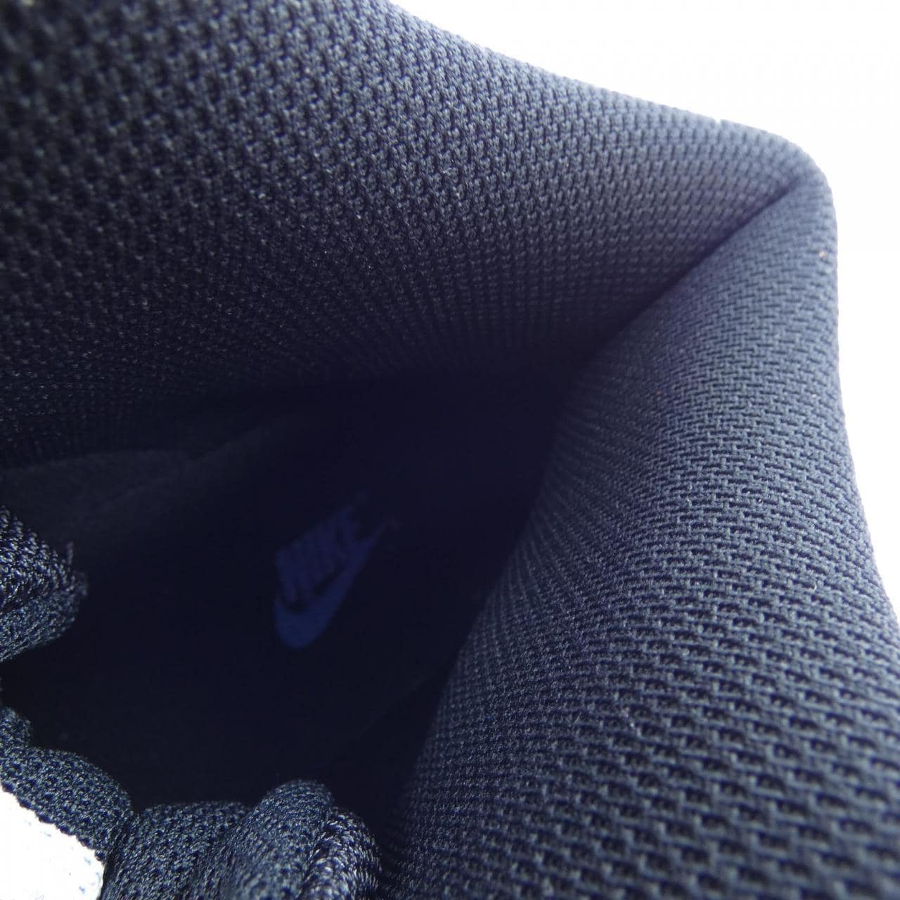 ナイキ NIKE AQ1773-001 スニーカー