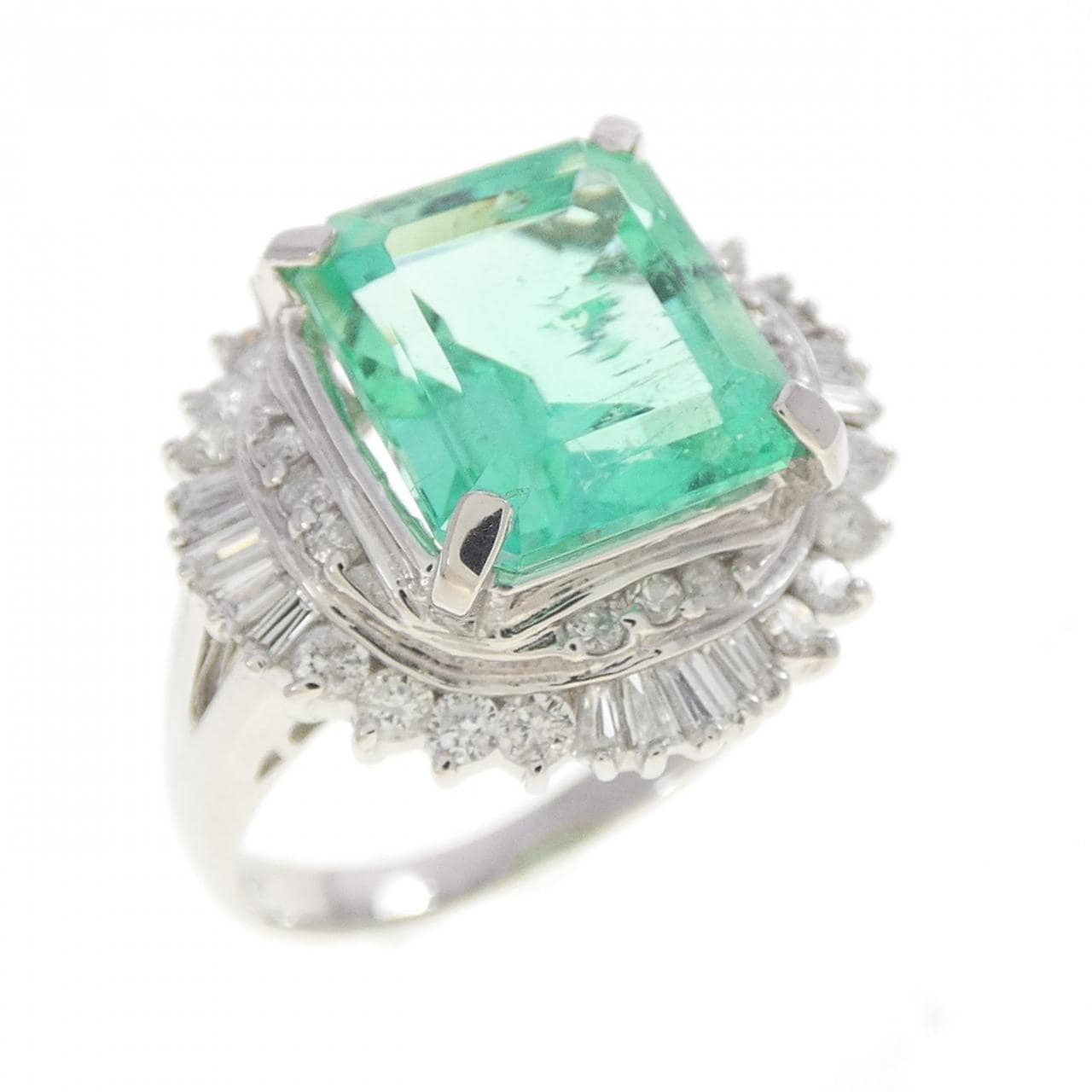 PT900 エメラルド リング 3.32CT