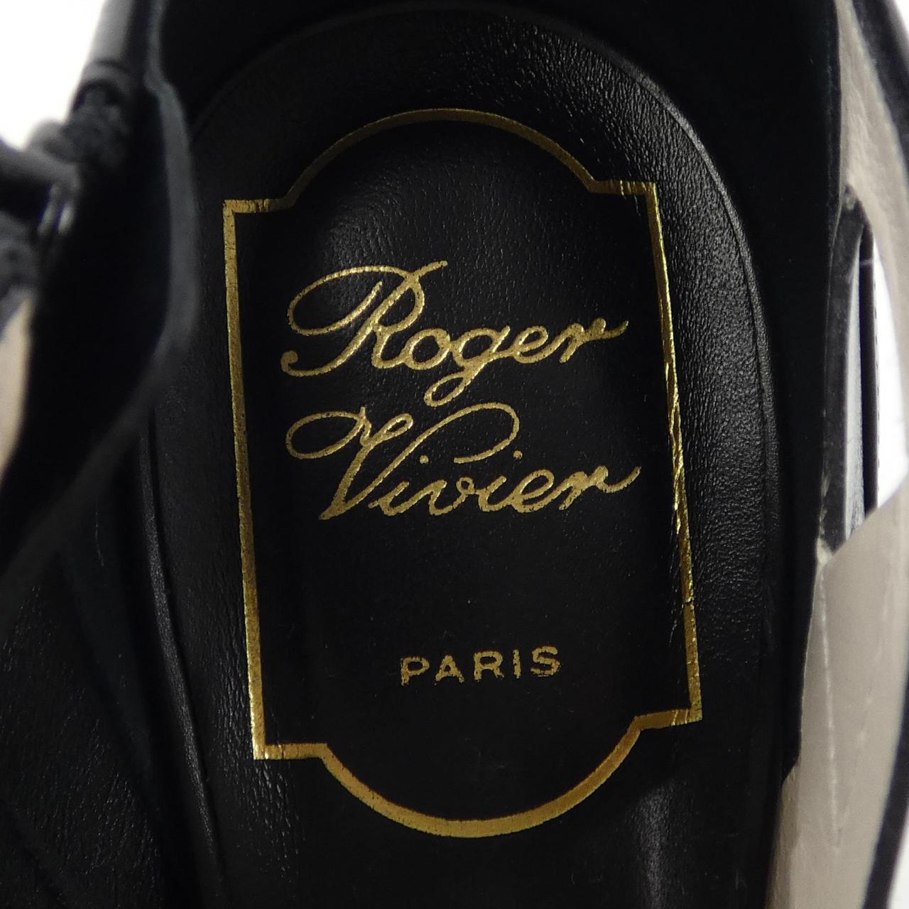 ROGER VIVIER Vivier Shoes