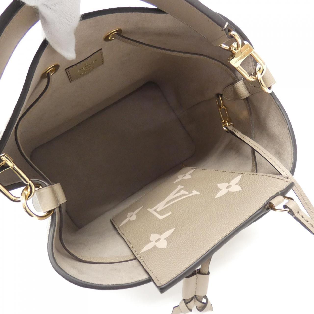 LOUIS VUITTON Bicolor Monogram Empreinte Neo Noe MM M45555 Shoulder Bag