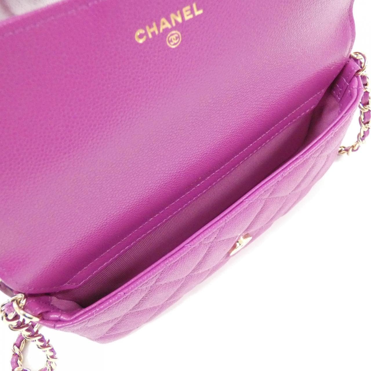 [Unused items] CHANEL Timeless Classic Line AP2096 Phone Case