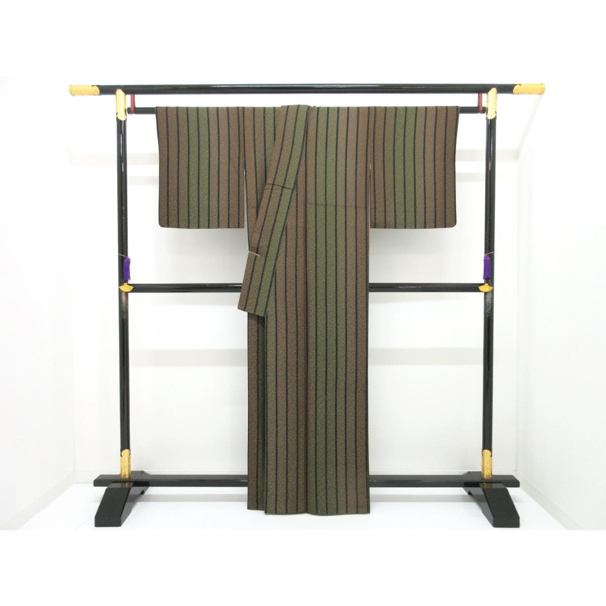 小紋　甲斐泰造　螺鈿入り　身幅Ｌ寸