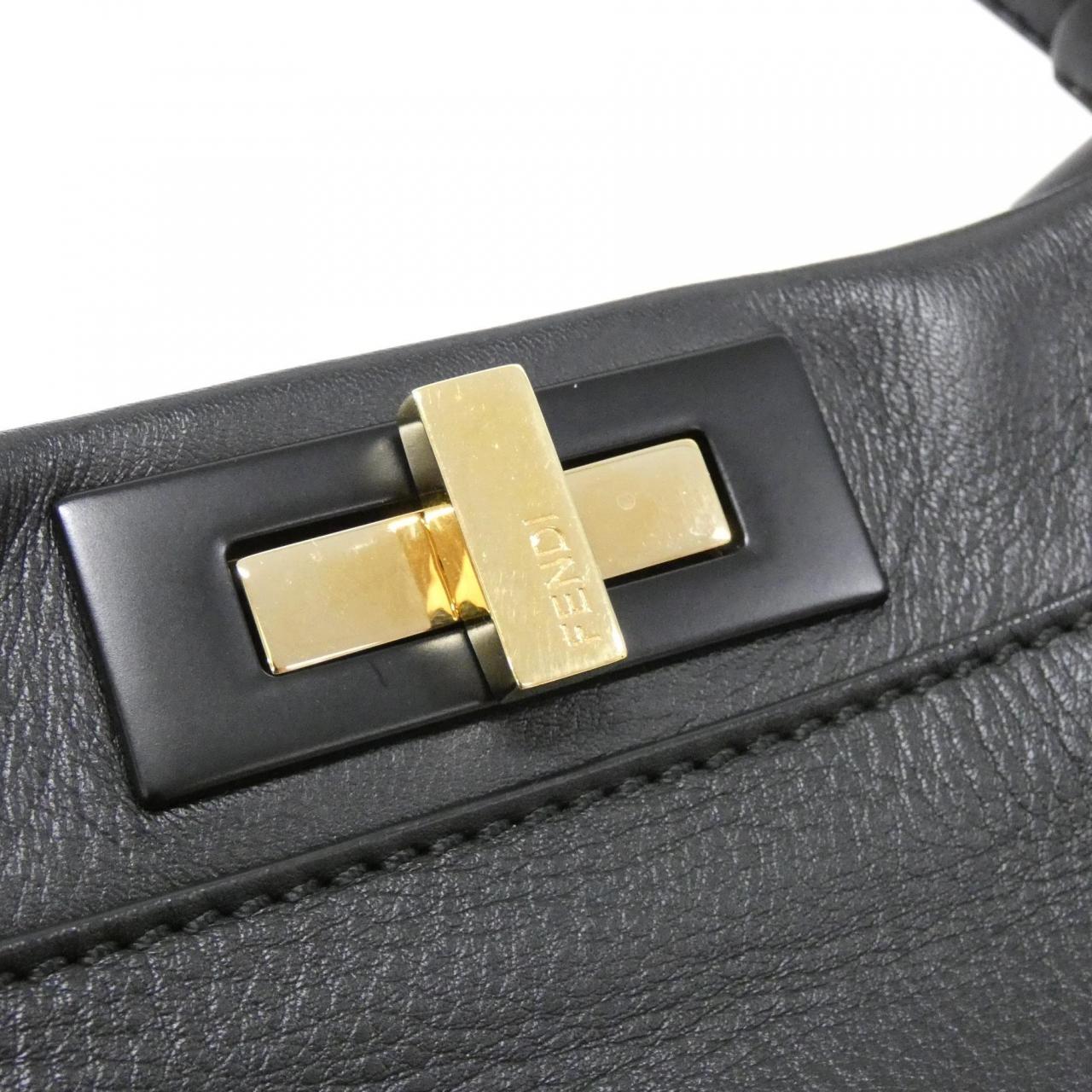 フェンディ ピーカブー 8BN290 3ZN バッグ