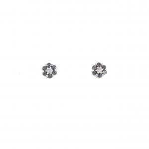K18WG フラワー ダイヤモンド ピアス 0.20CT