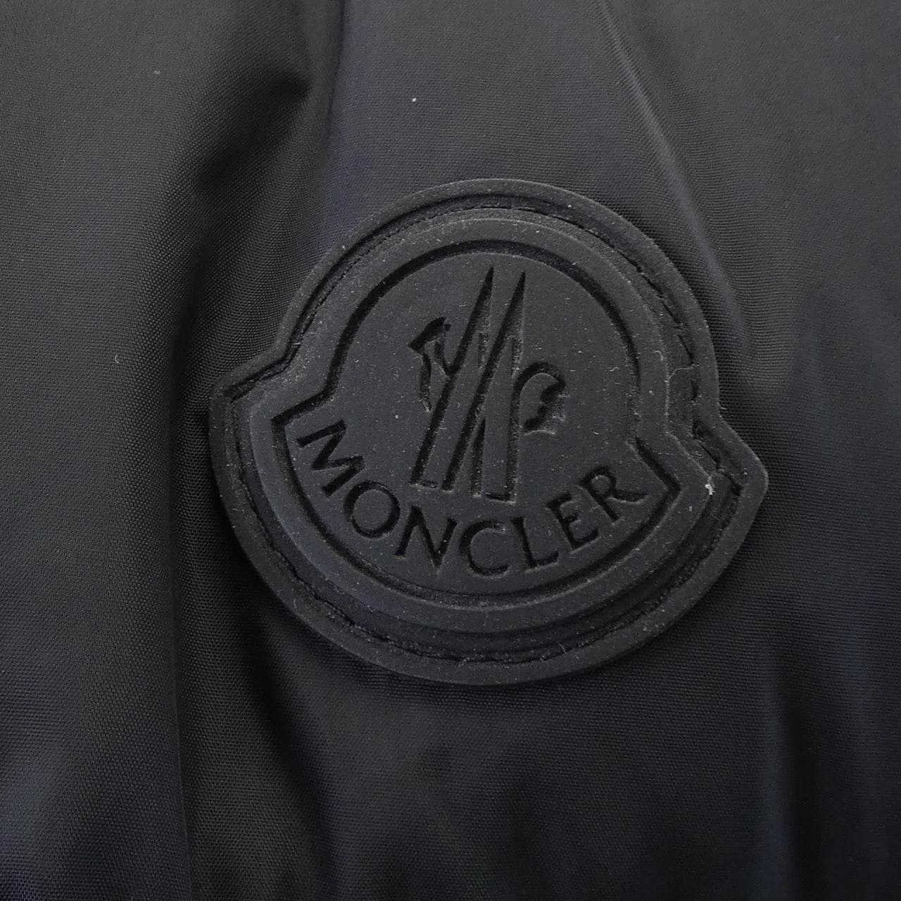 モンクレール MONCLER MONTCLA ダウンジャケット