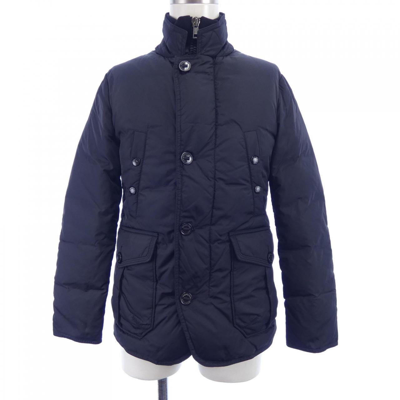 モンクレール MONCLER ダウンジャケット
