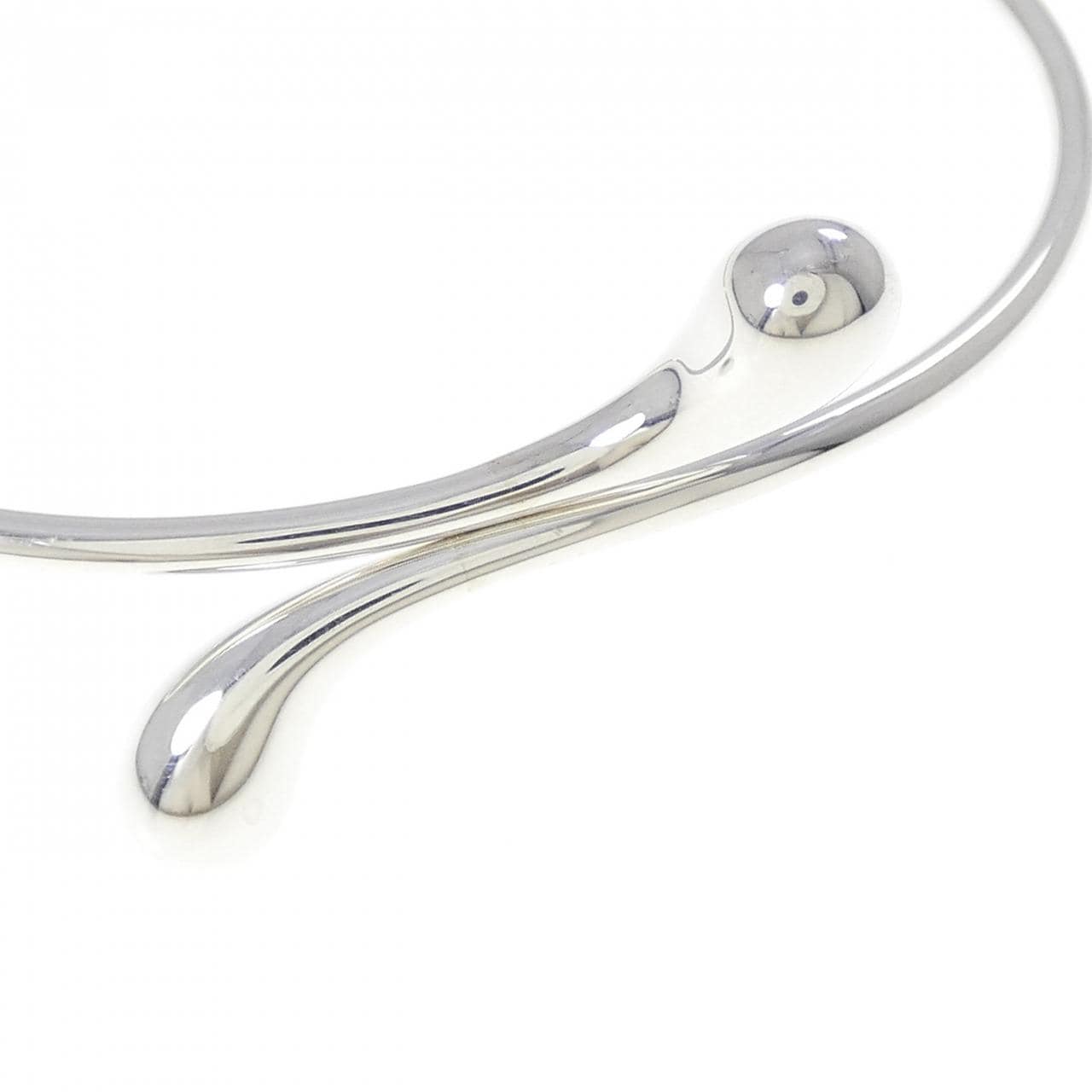 ティファニー ティアドロップ バングル