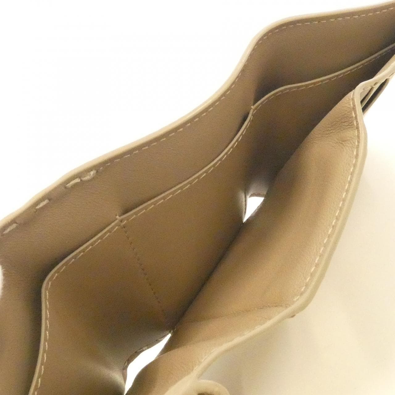 フェンディ セレリア ピーカブー マイクロ 8M0499 ARC1 財布