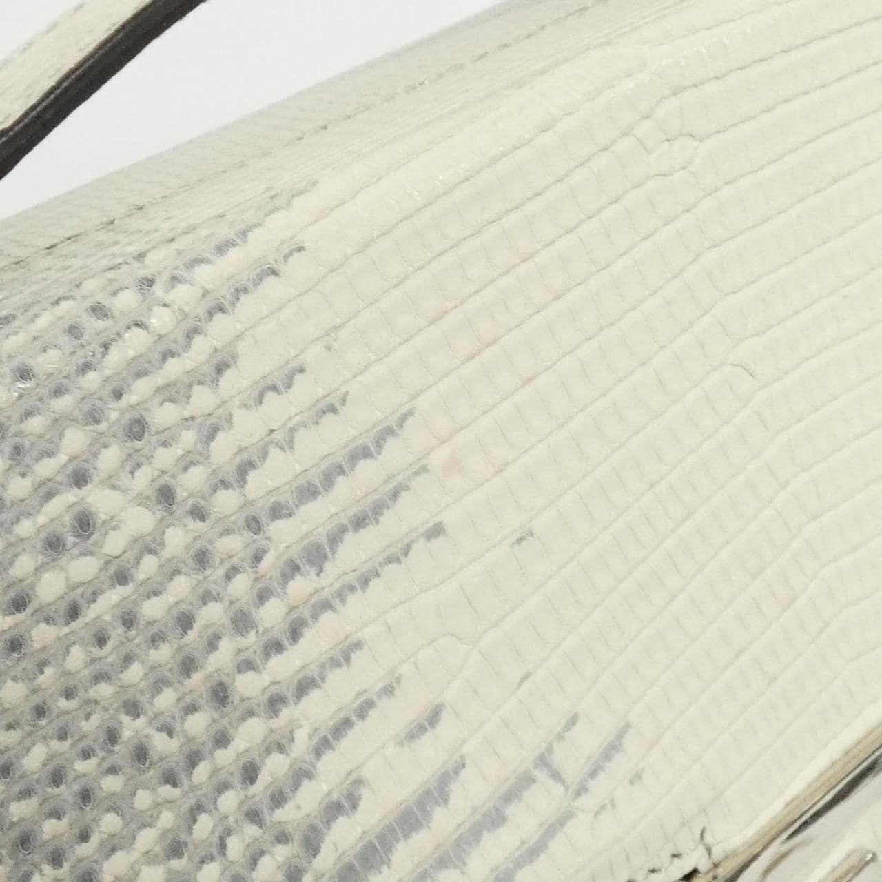 フェンディ バゲット ソフト トランク 7VA565 ARMK バッグ