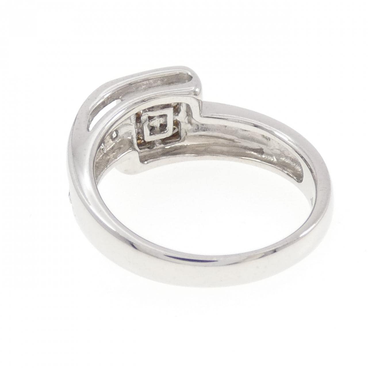 K18WG ダイヤモンド リング 0.70CT
