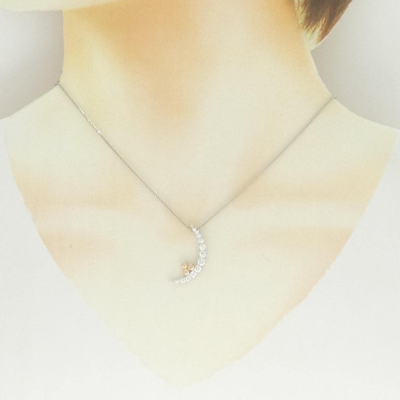 PT900/K18PG/PT850 ムーン ピンクダイヤモンド ネックレス 0.05CT
