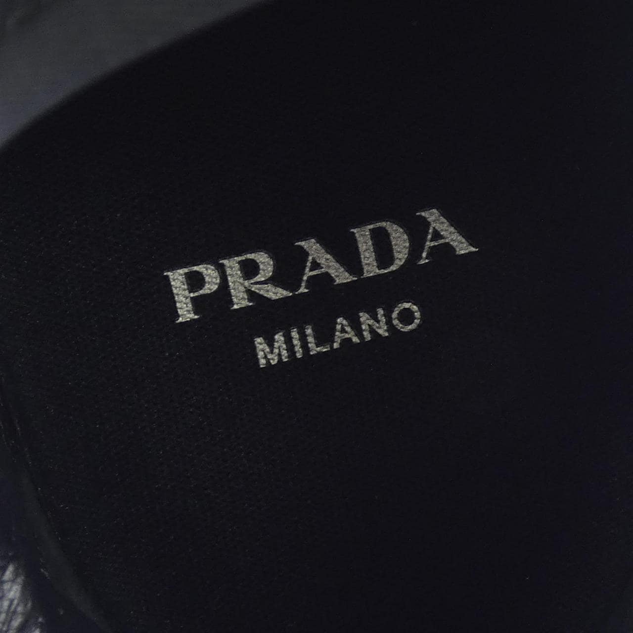プラダ PRADA コート 2EE483 スニーカー