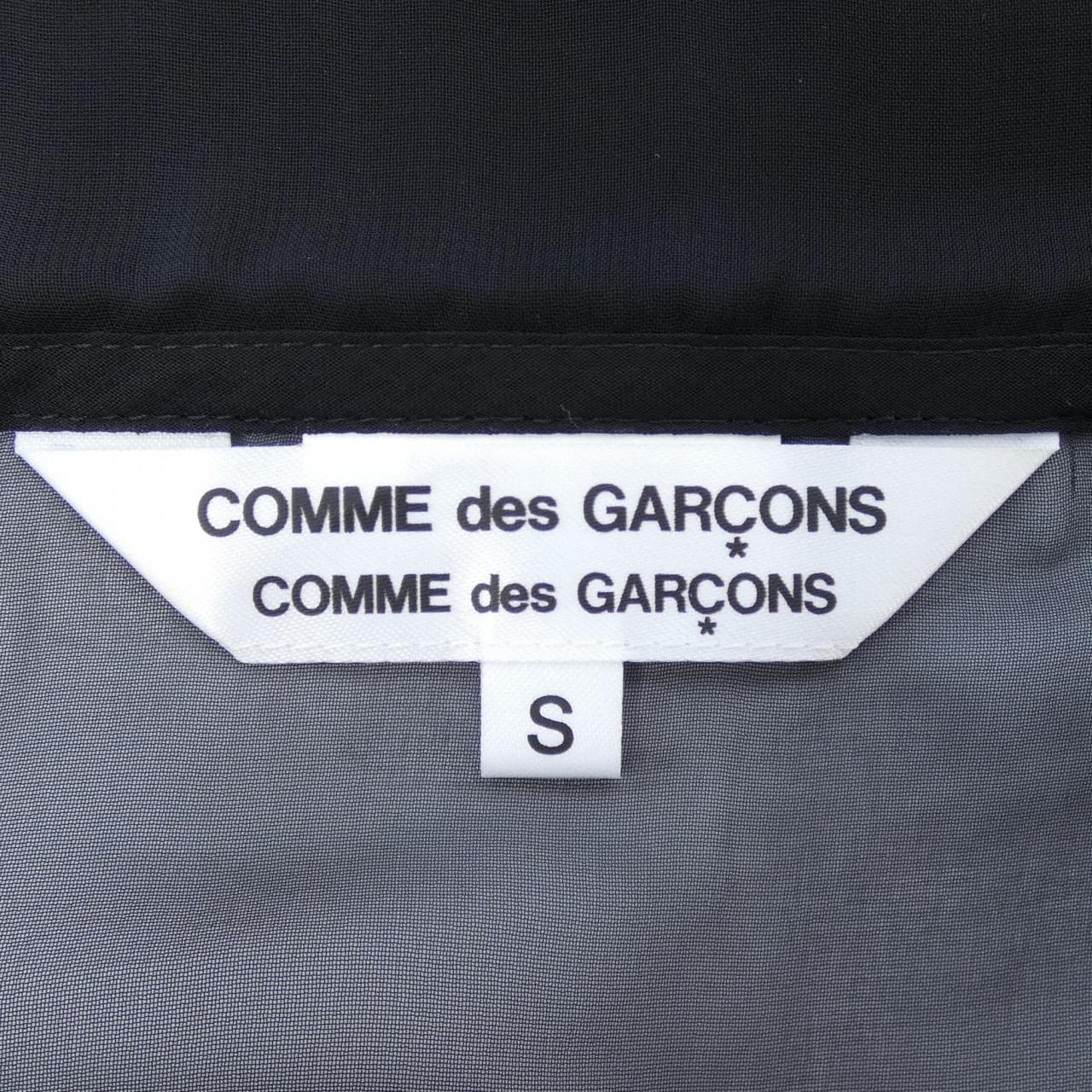 COMMME des GARCONS衬衫