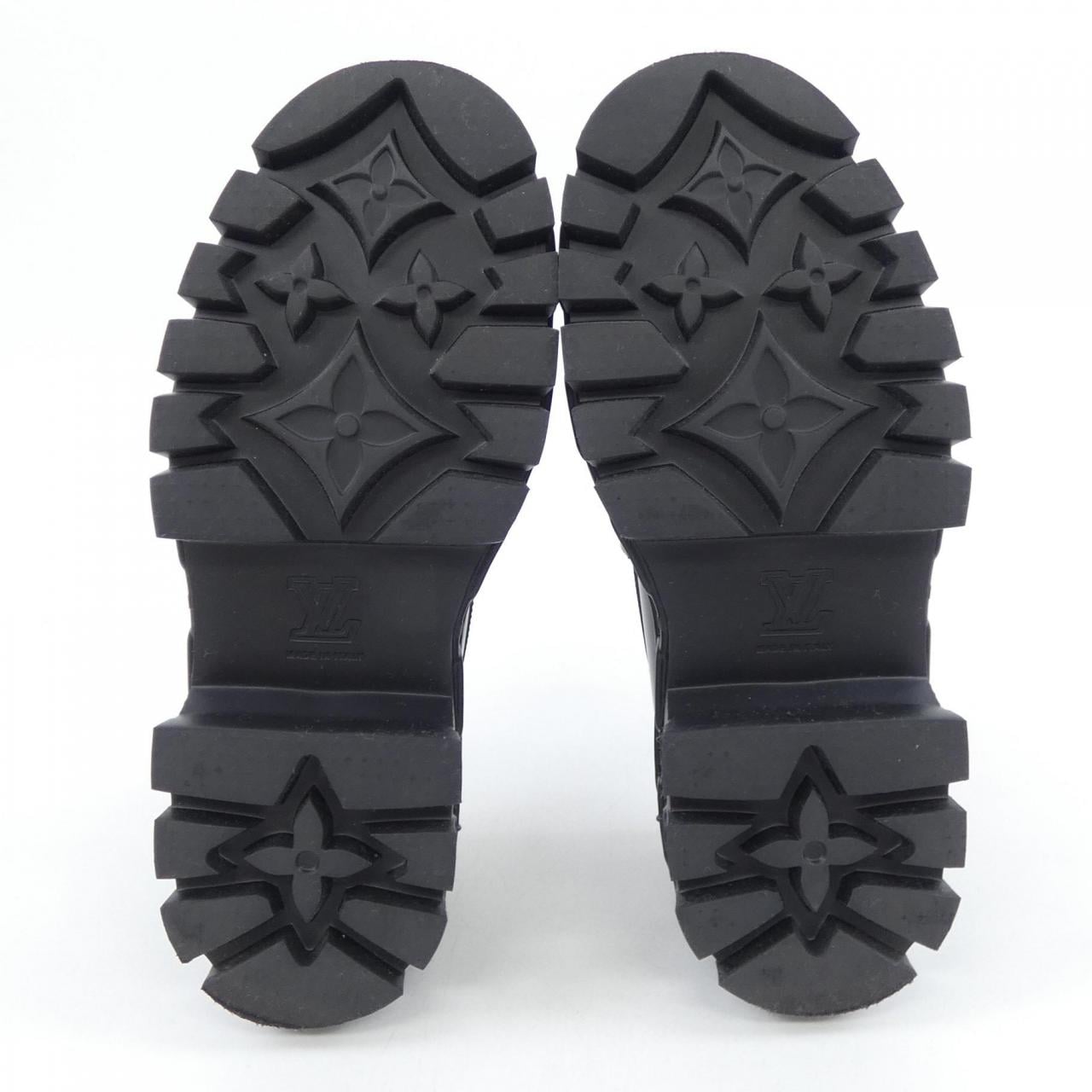 ルイヴィトン LOUIS VUITTON LVレコードラインローファー シューズ