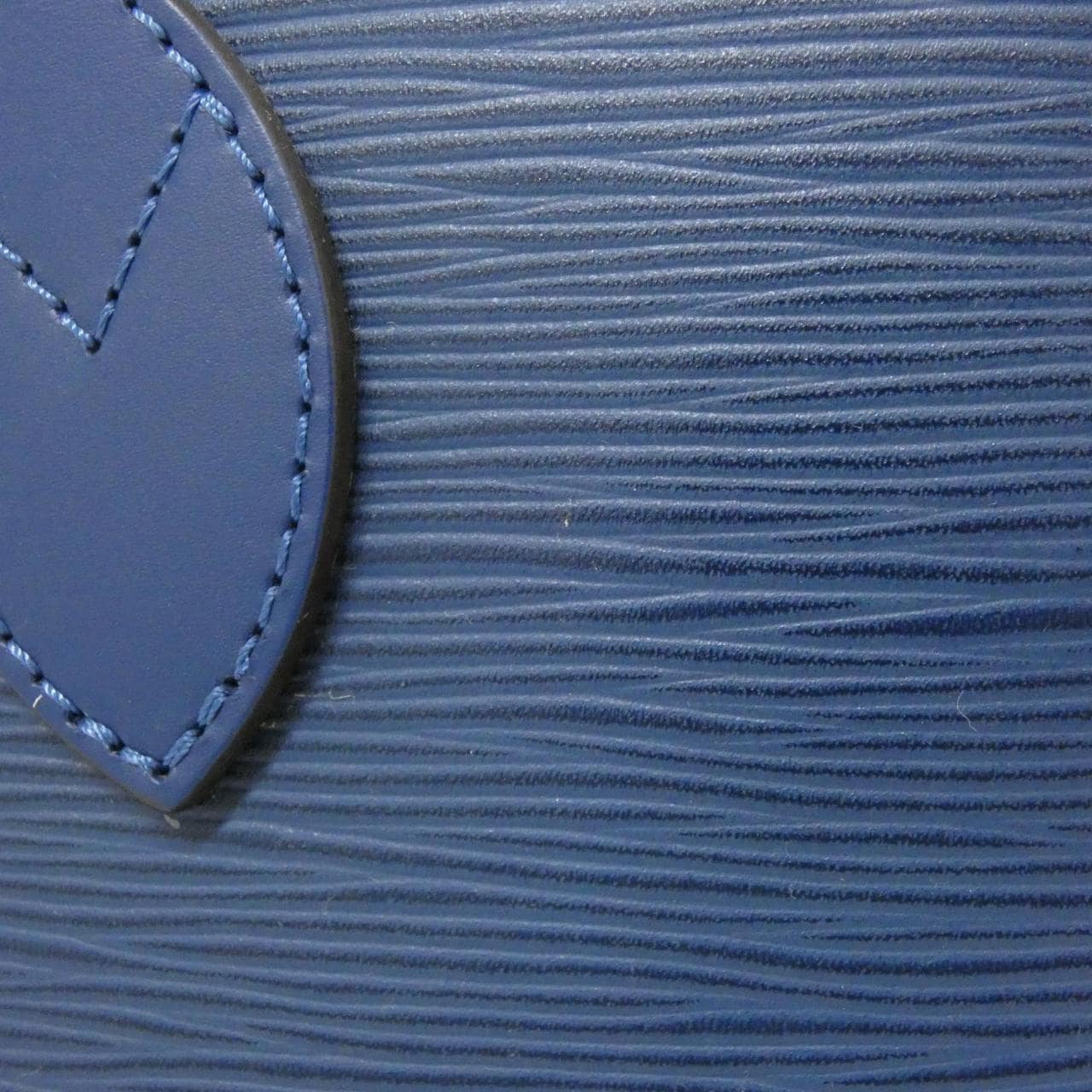 ルイヴィトン エピ ネヴァーフル MM M40885 バッグ