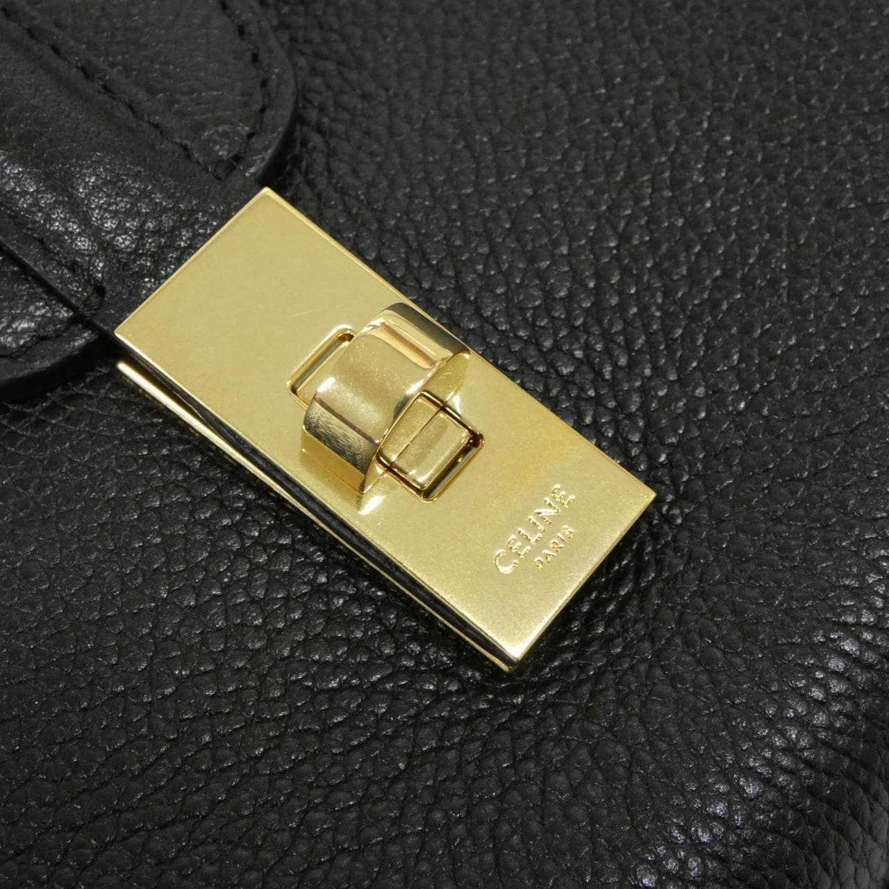 【新品】セリーヌ ティーン ソフト16 196853CR8 ショルダーバッグ