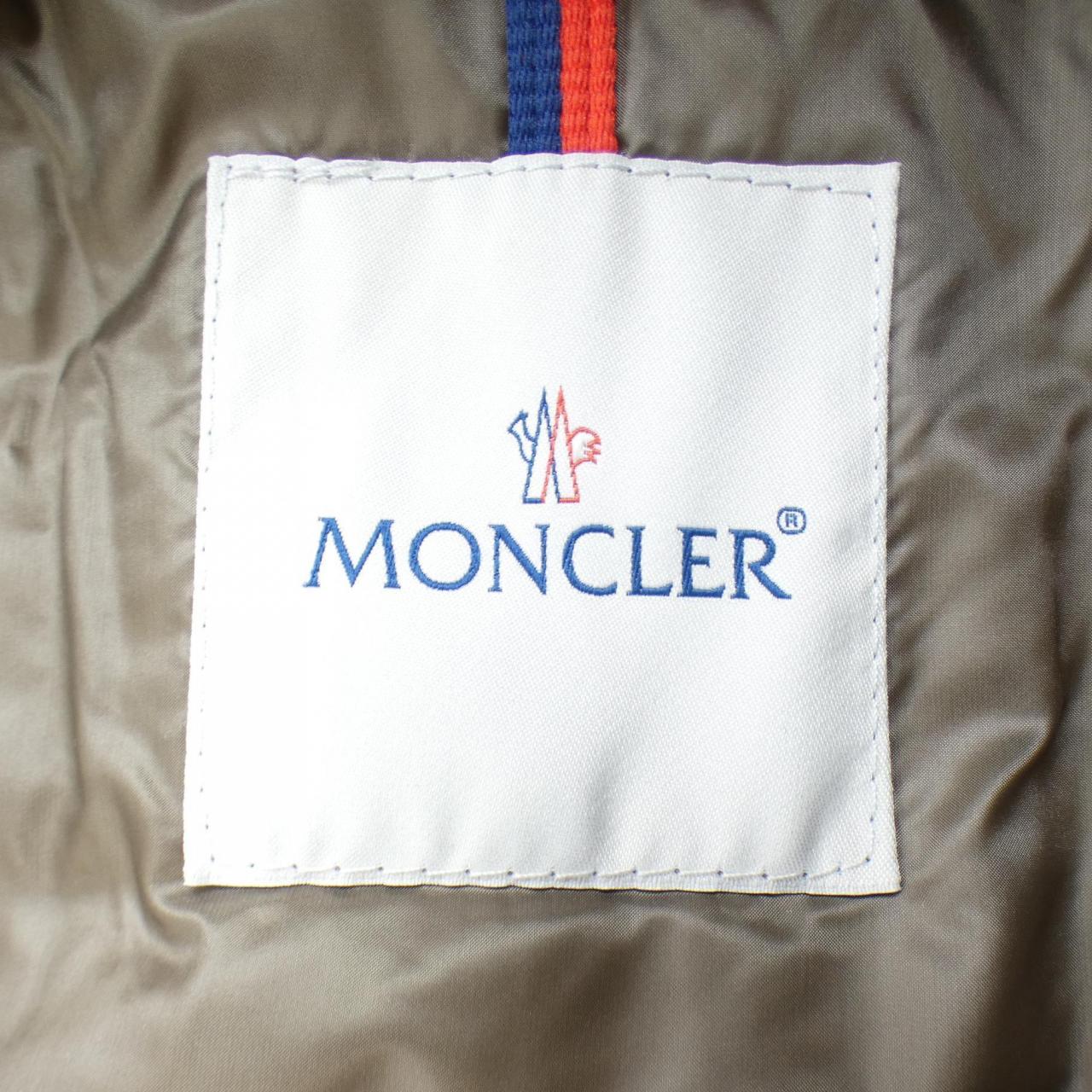 モンクレール MONCLER 53048 BUIS ダウンジャケット