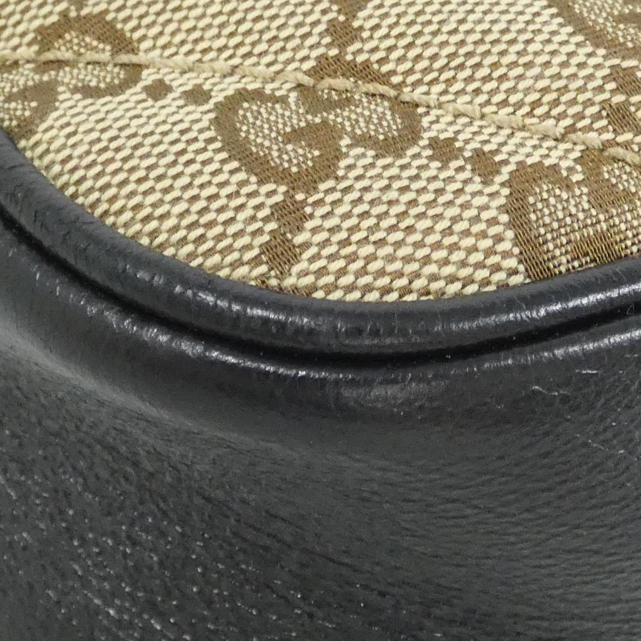 グッチ GG MARMONT 447632 HVKEG ショルダーバッグ