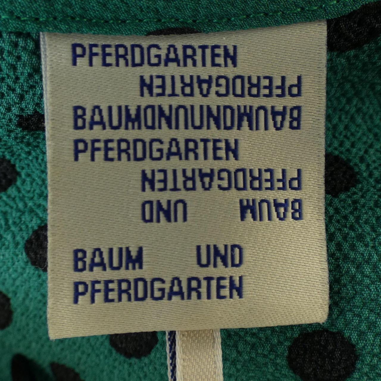 バウムウンドヘルガーデン Baum und Pferdgarten ワンピース
