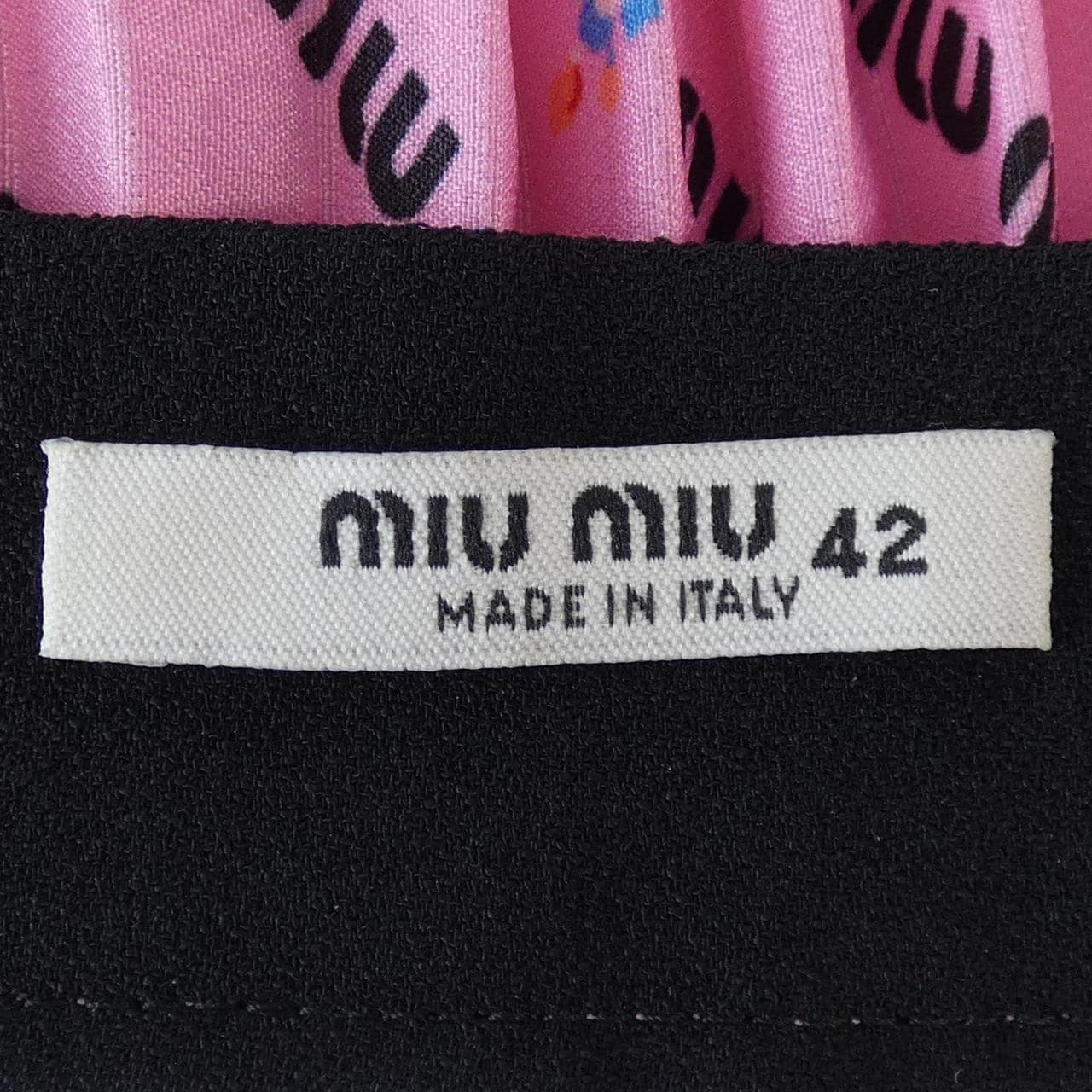 ミュウミュウ MIU MIU スカート