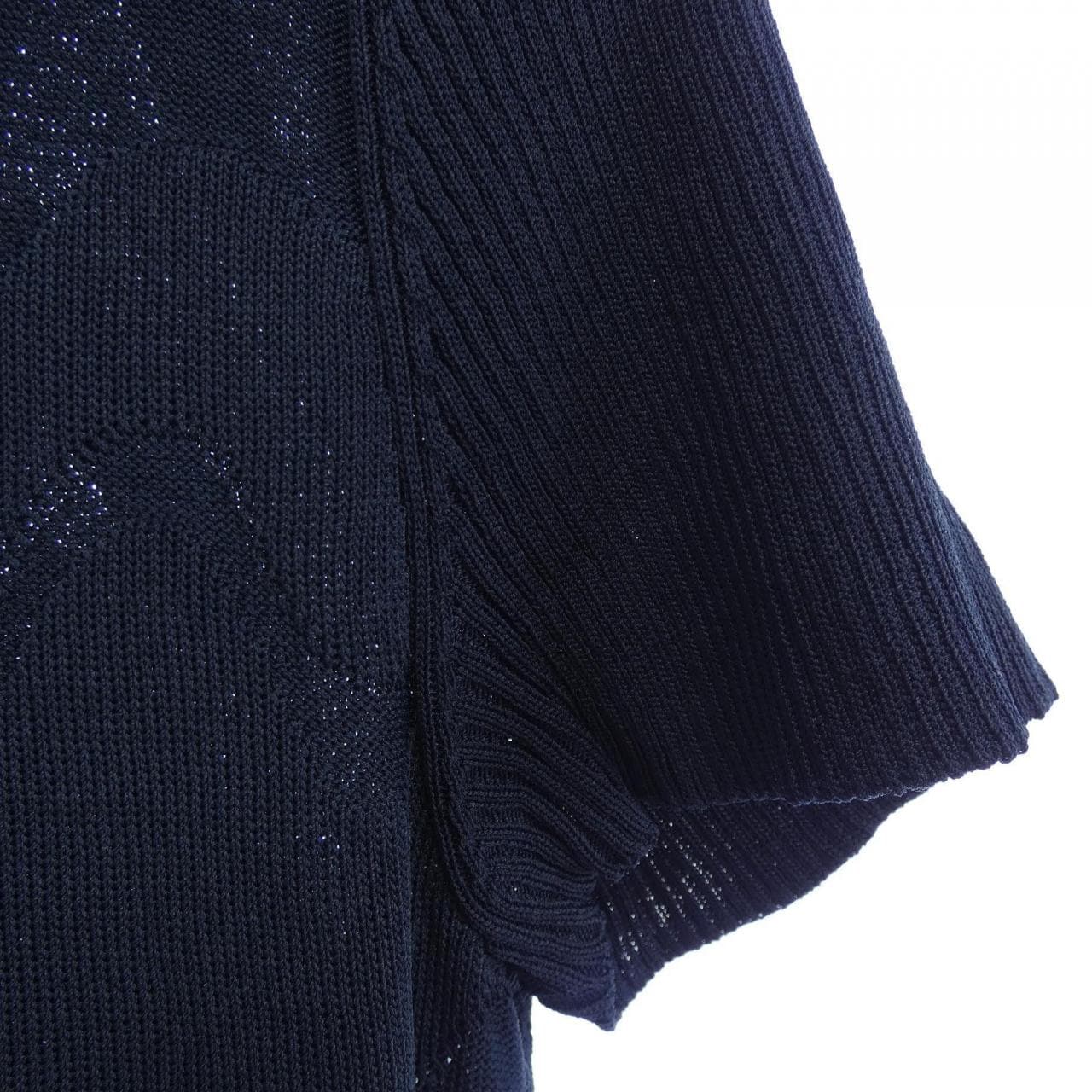 タエアシダ TAE ASHIDA トップス