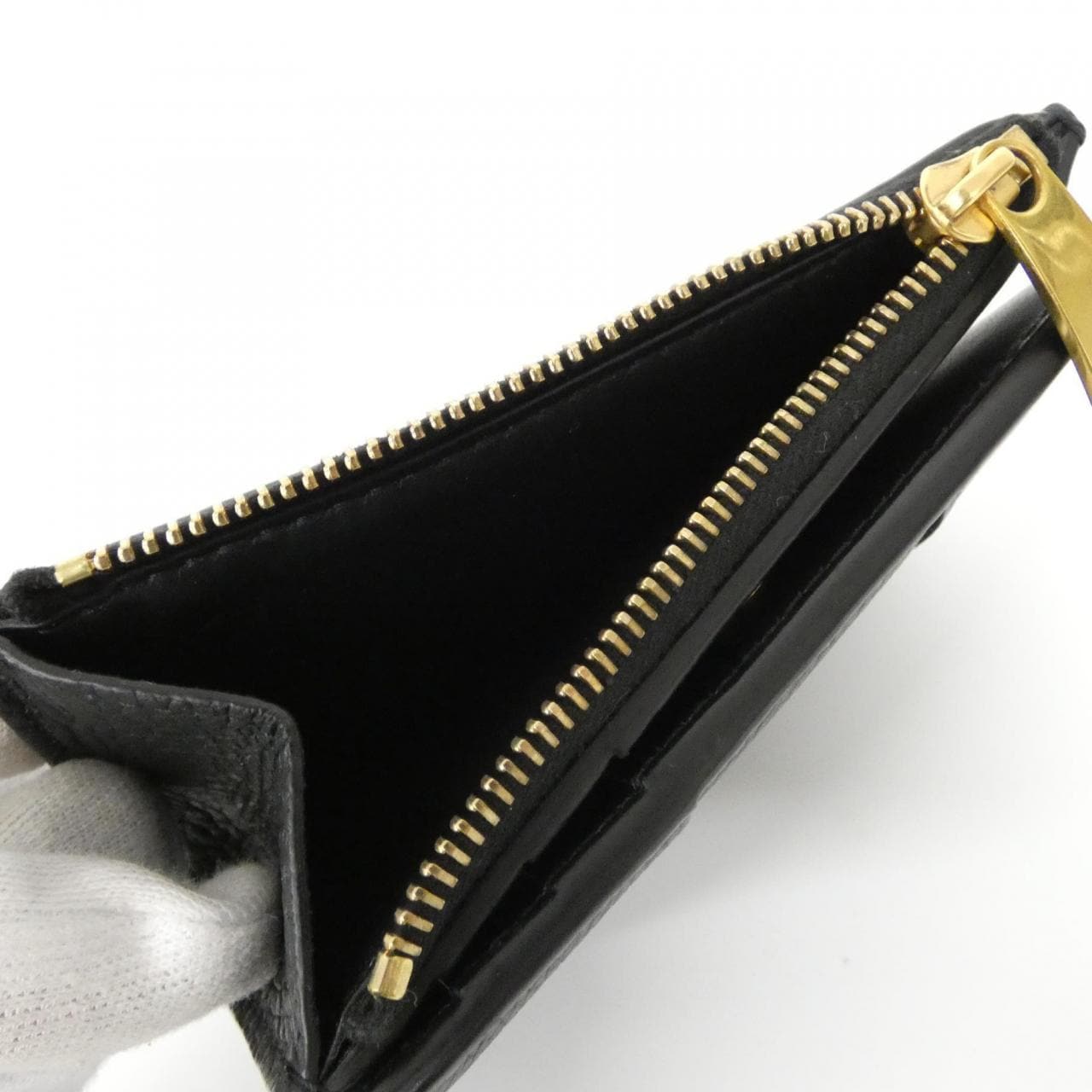 ボッテガヴェネタ 706010 VCP13 財布