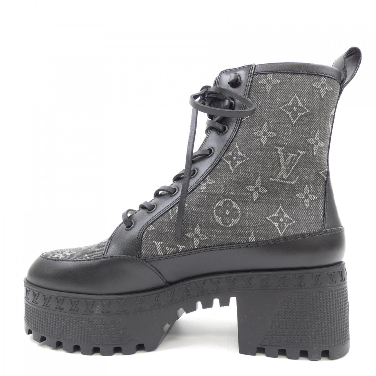 ルイヴィトン LOUIS VUITTON ブーツ