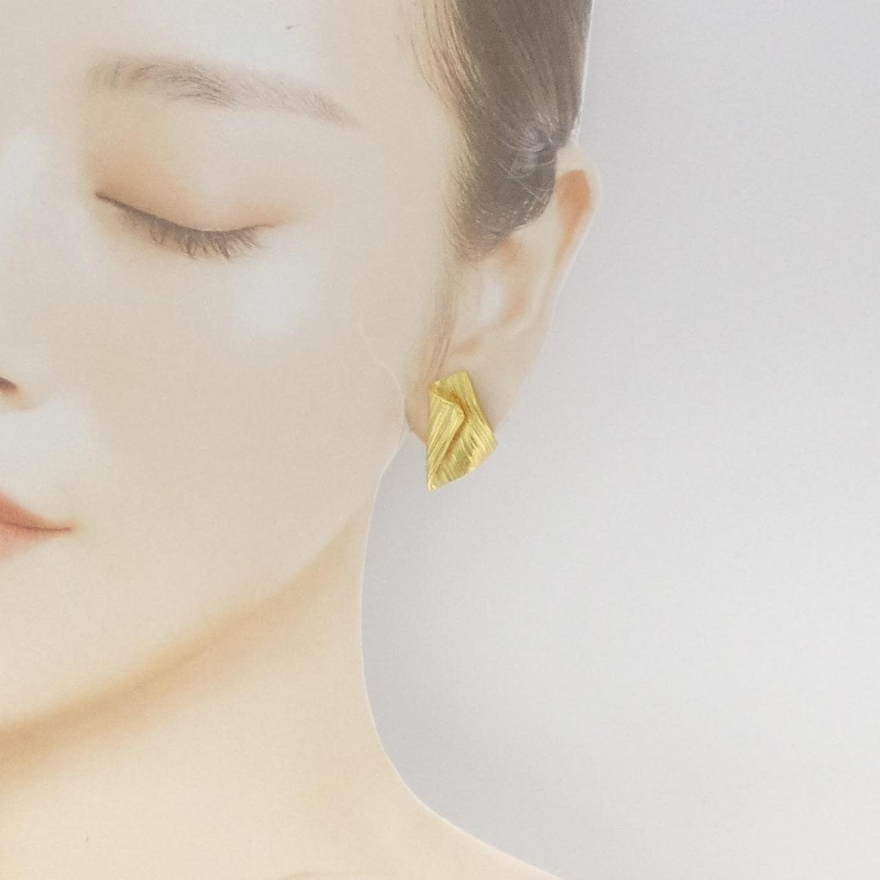 TOMOYAS K18YG earrings