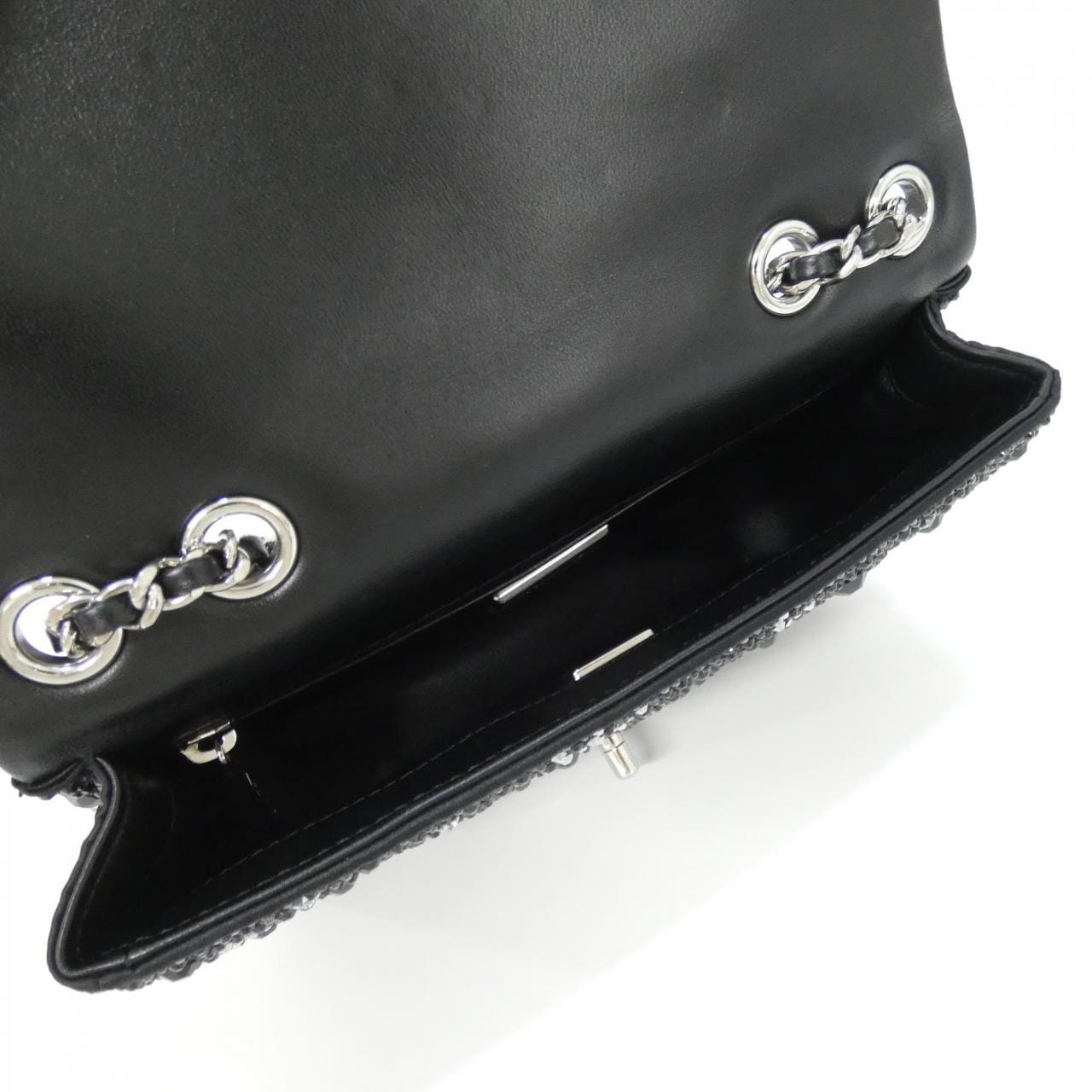 シャネル ショルダーバッグ