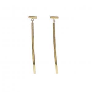 ティファニー Tワイヤー バー ピアス