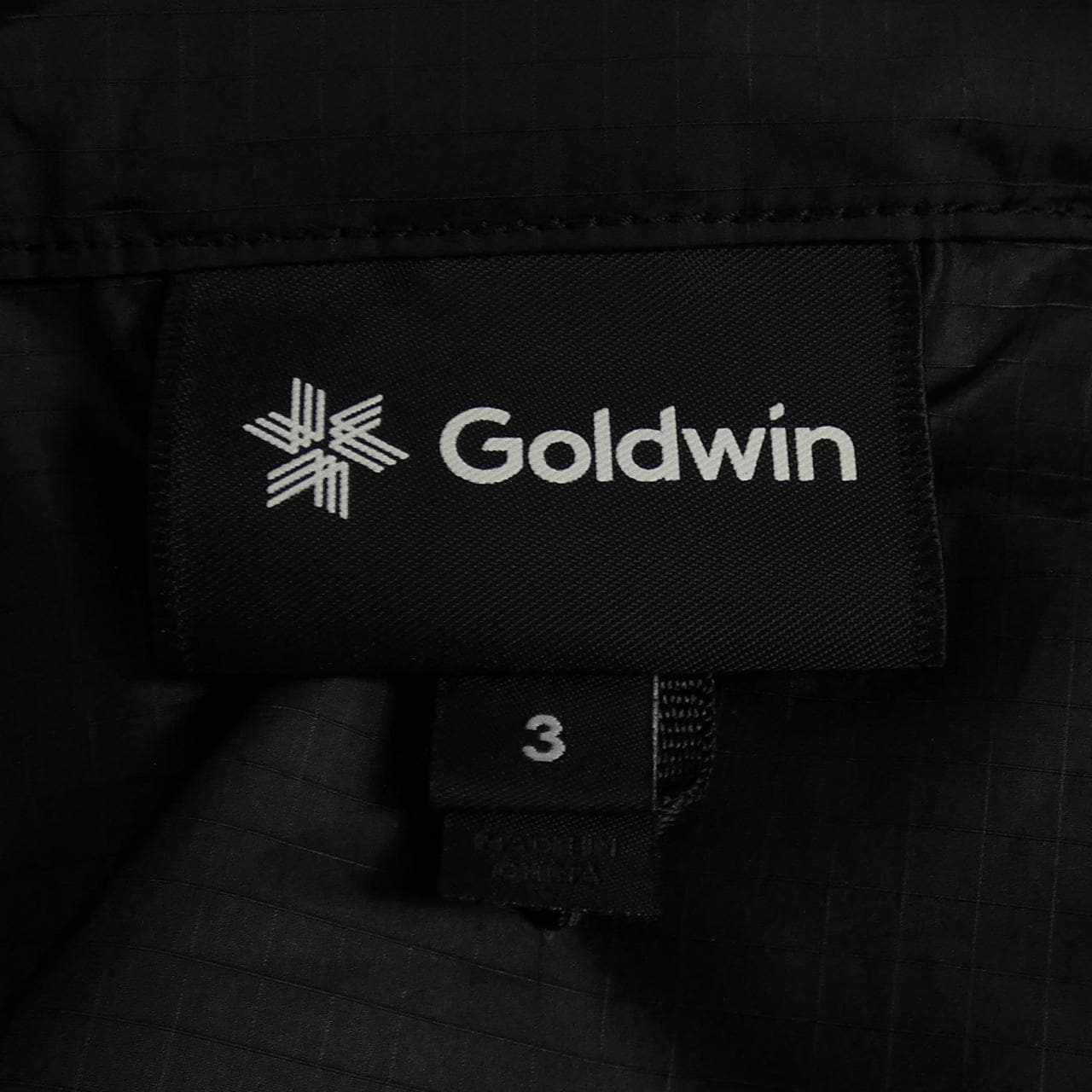 GOLDWIN ベスト